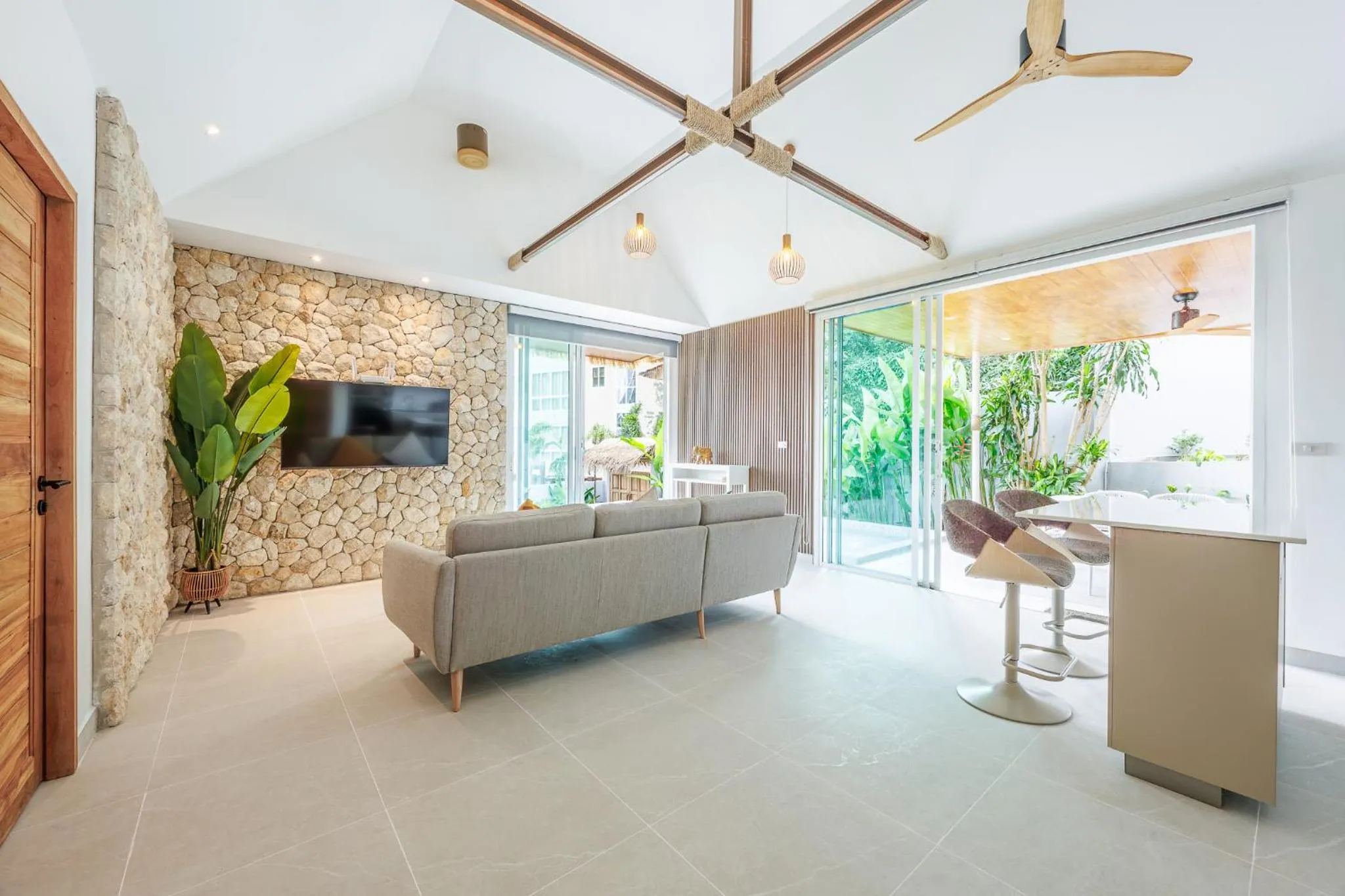 Living room in Baan Saint-Tropez Seaview Villas Kata Beach