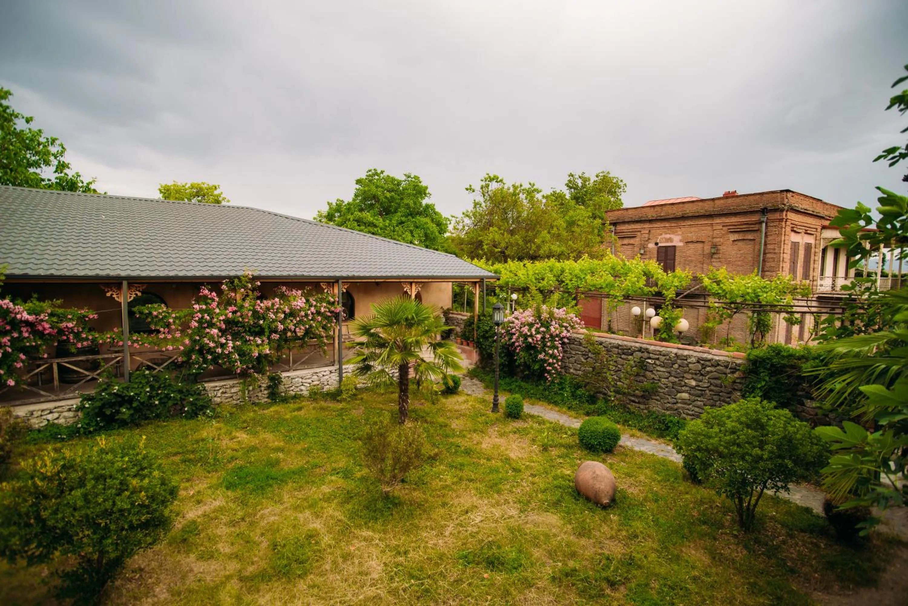 Property building in Chateau Eniseli