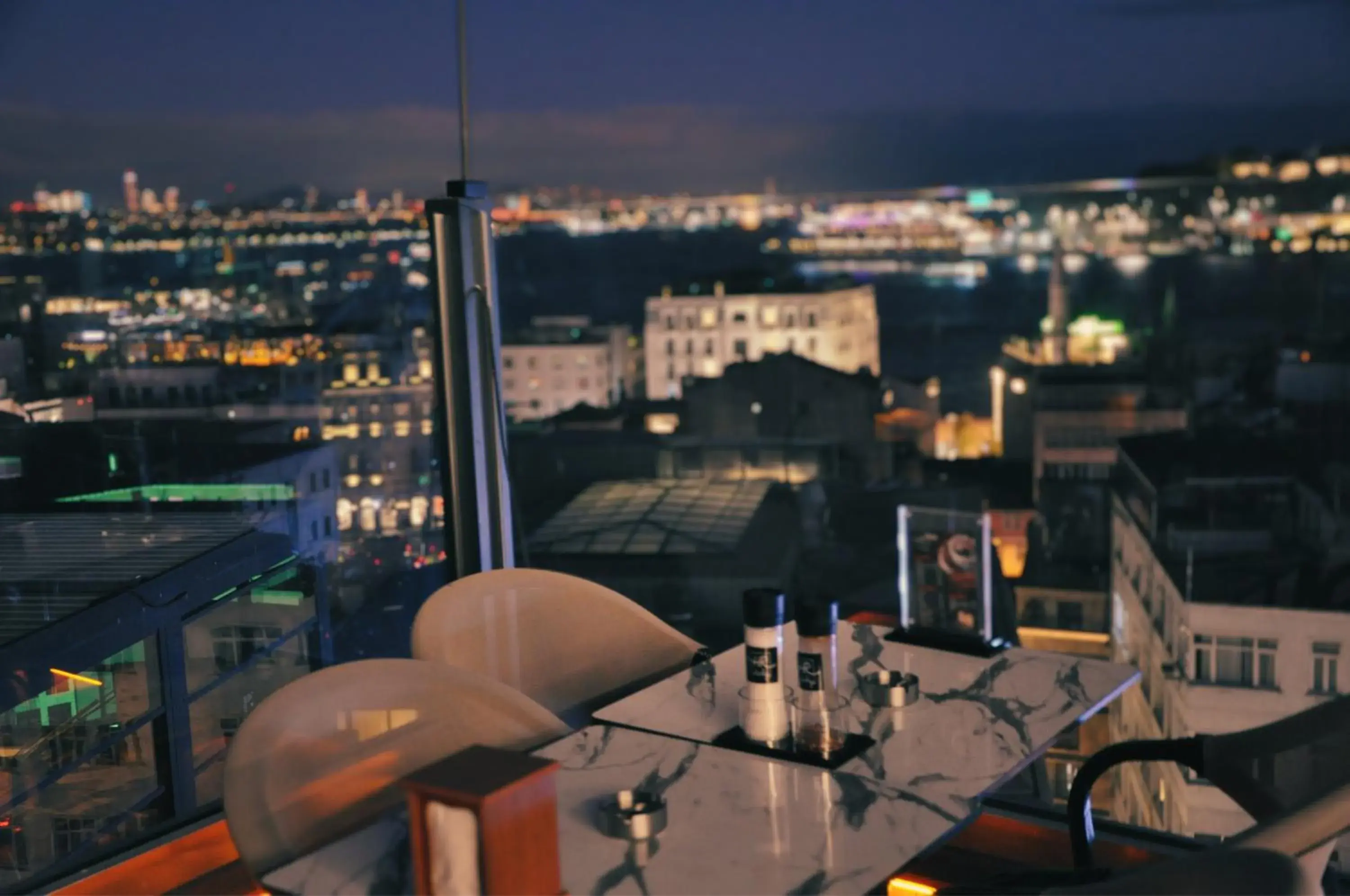 Restaurant/places to eat in Karakoy Aparts Hotel - Special Category Restaurant/places to eat in Karakoy Aparts Hotel - Special Category