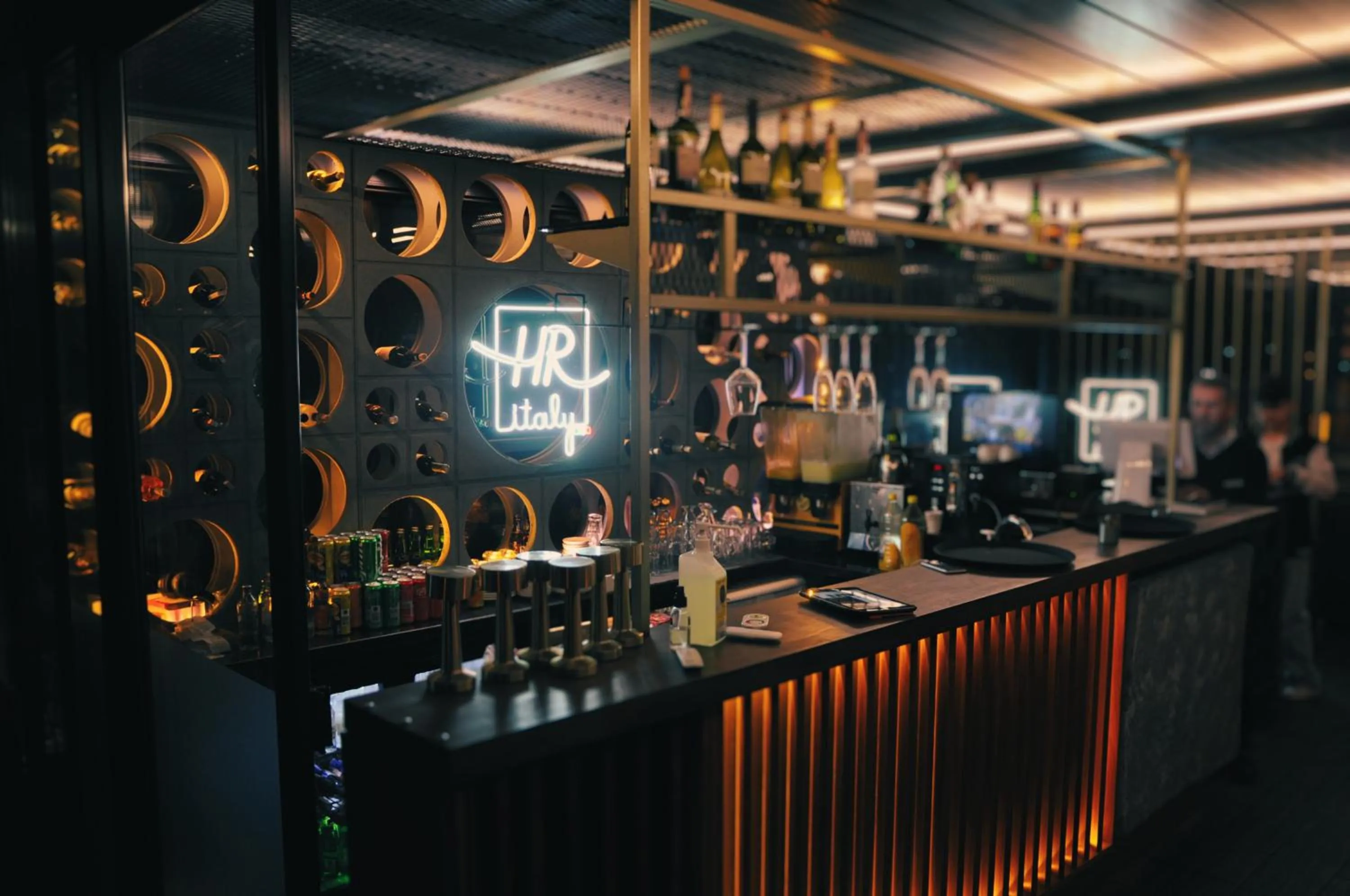 Restaurant/places to eat in Karakoy Aparts Hotel - Special Category