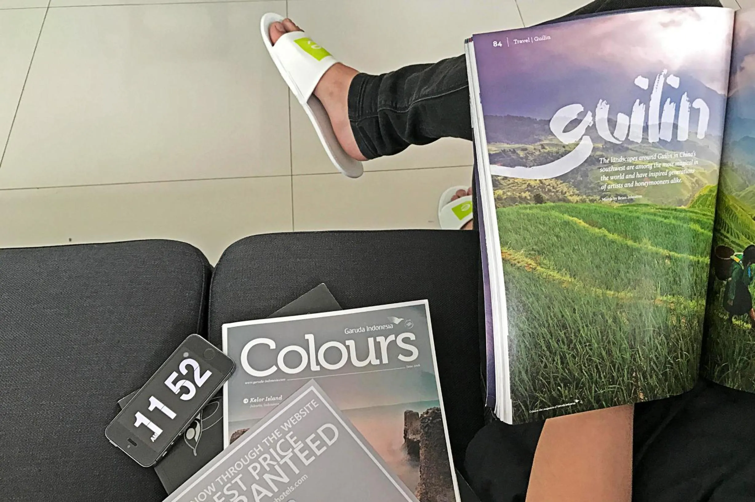 Text overlay, Property Logo/Sign in The Life Hotels City Center