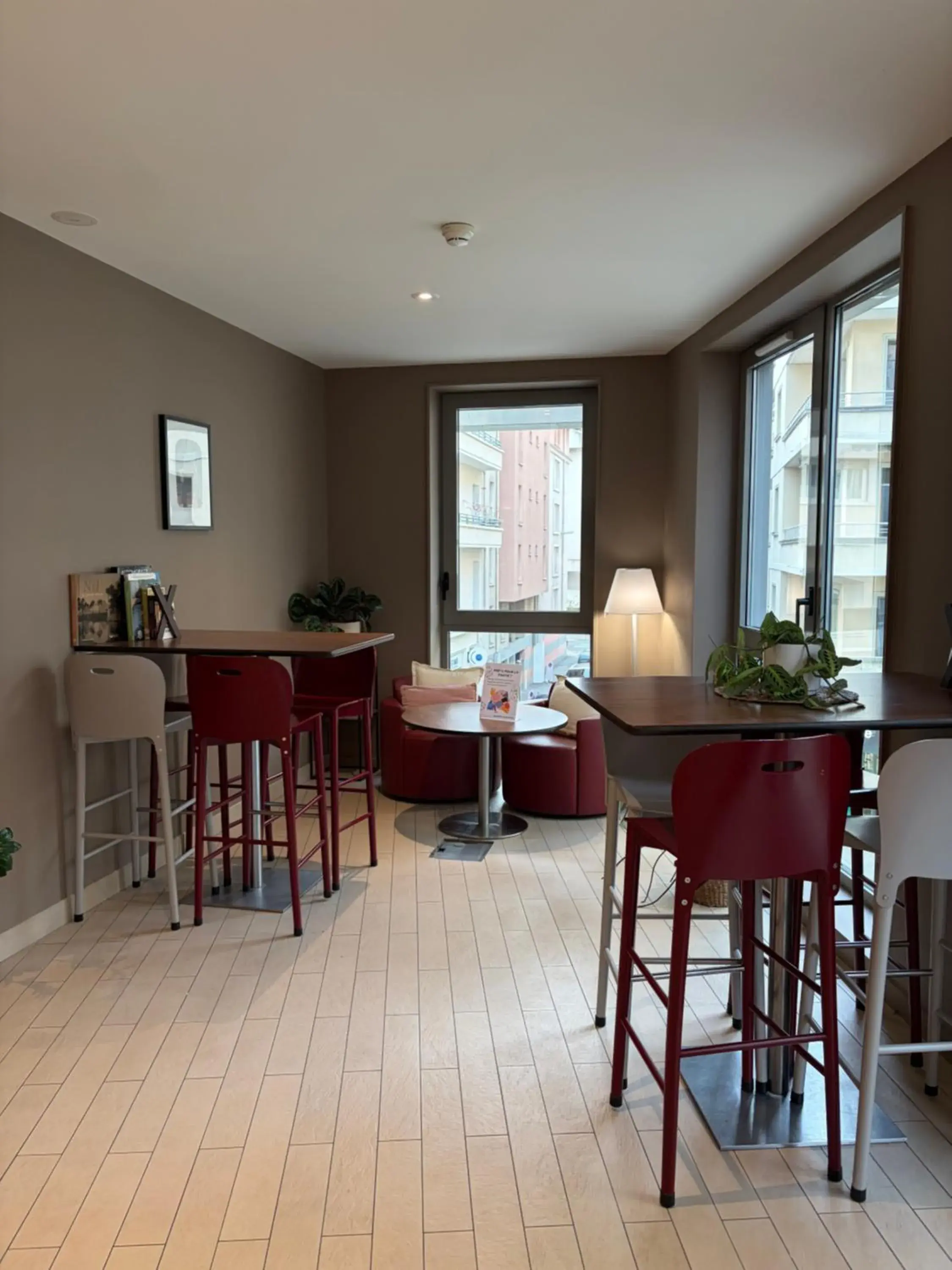 Restaurant/places to eat in Campanile Annemasse Gare– Genève Restaurant/places to eat in Campanile Annemasse Gare– Genève