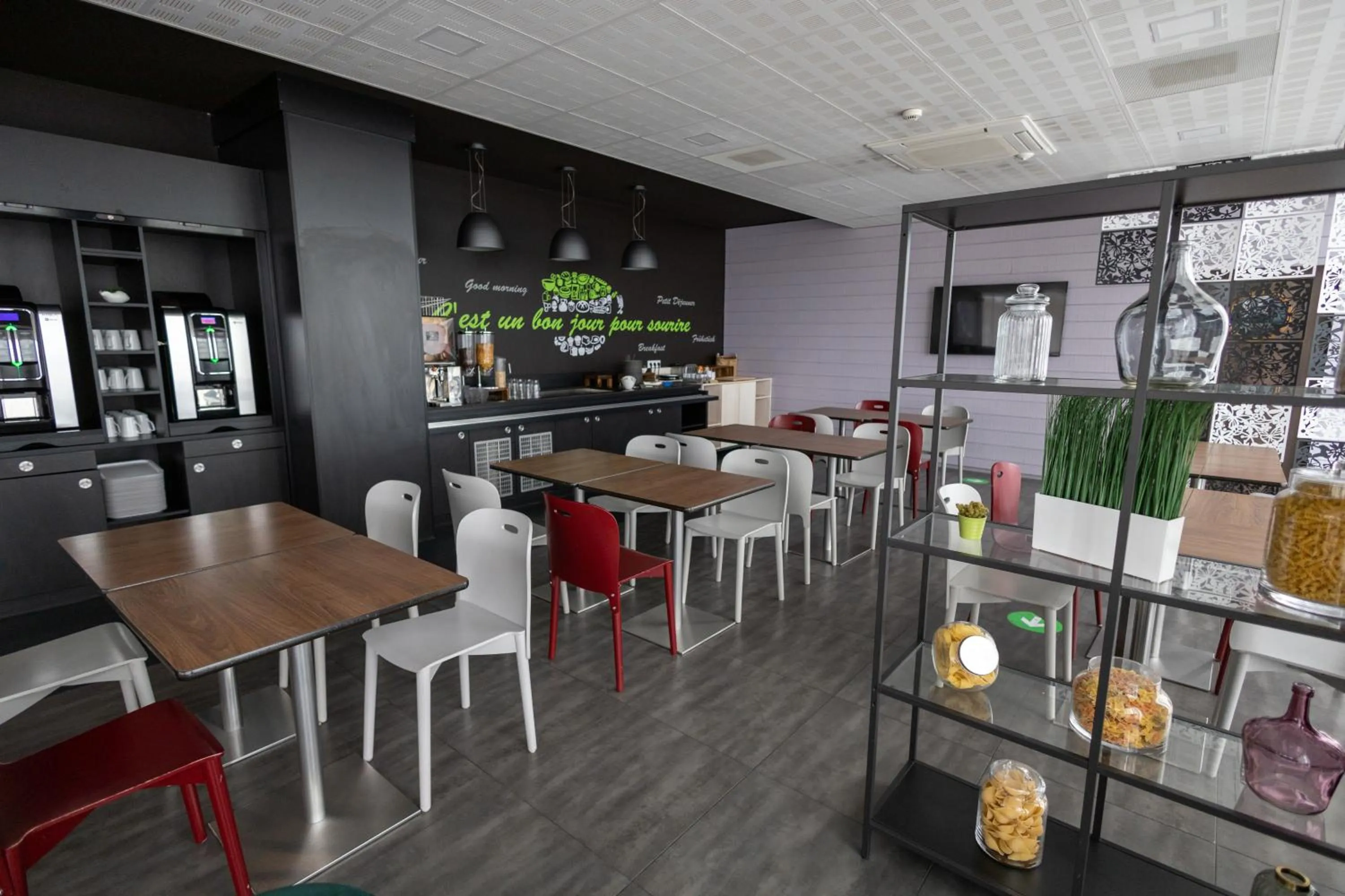 Restaurant/places to eat in Campanile Belfort Montbéliard - Gare La Jonxion.