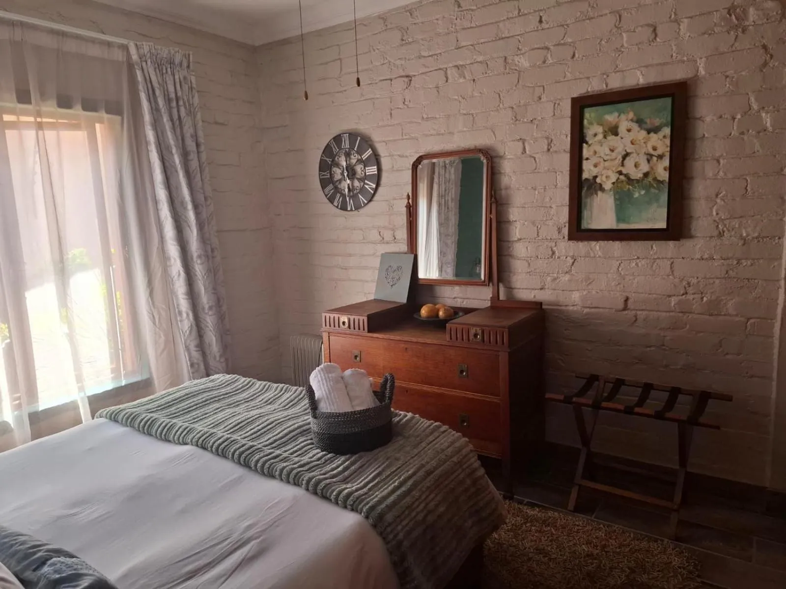 Bedroom, Bed in Hampton House Guest House