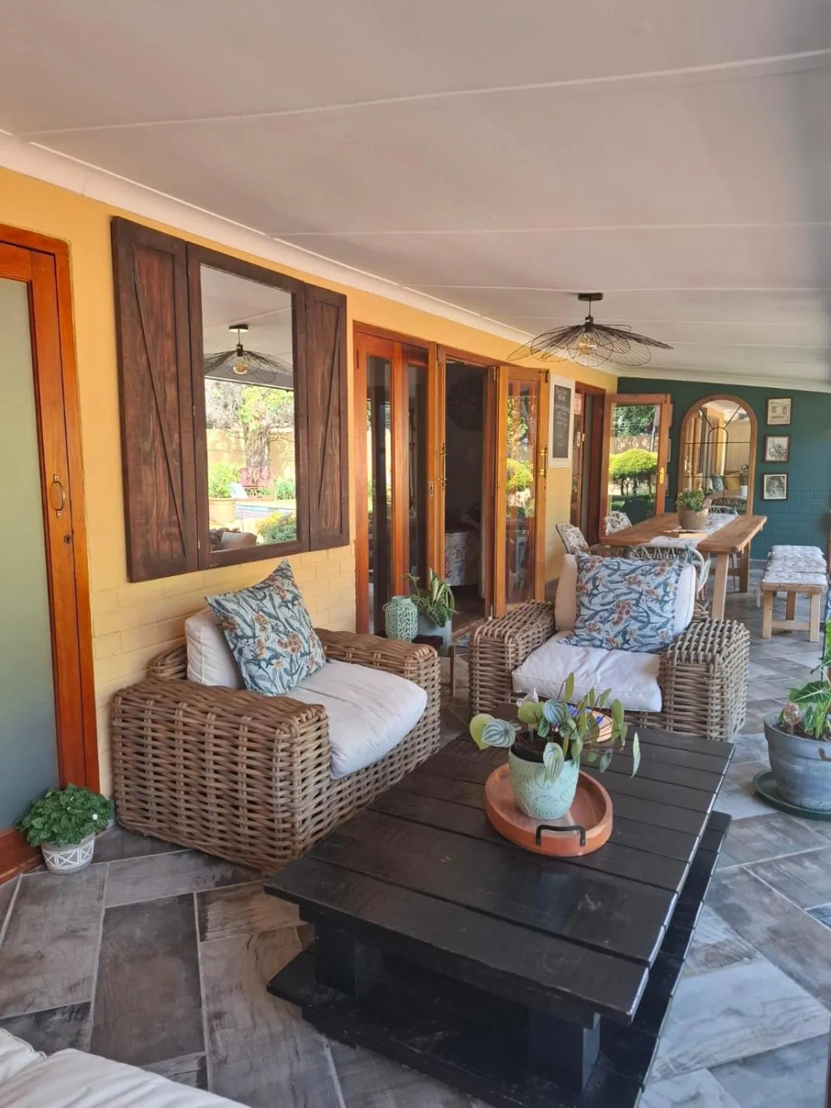 Patio in Hampton House Guest House