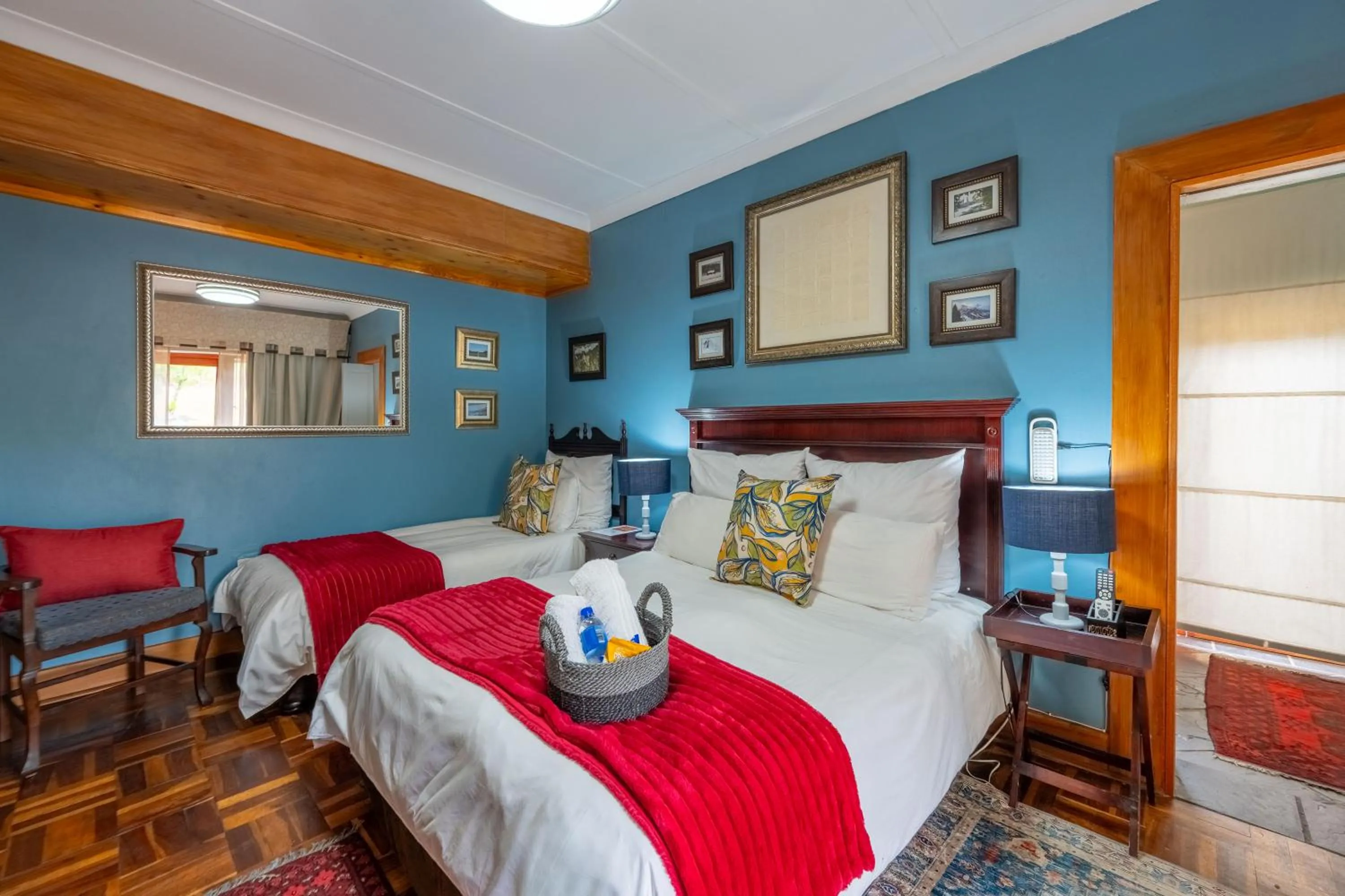 Bed in Hampton House Guest House