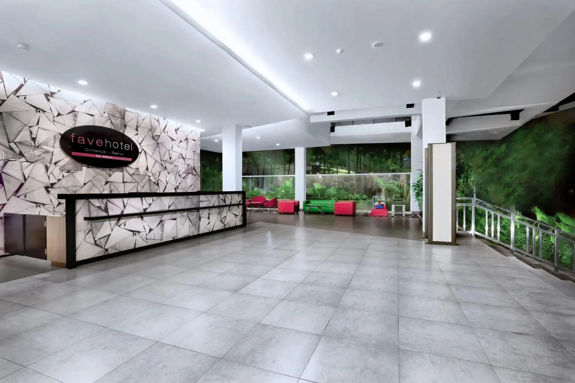 Lobby or reception in favehotel Cimanuk Garut Lobby or reception in favehotel Cimanuk Garut