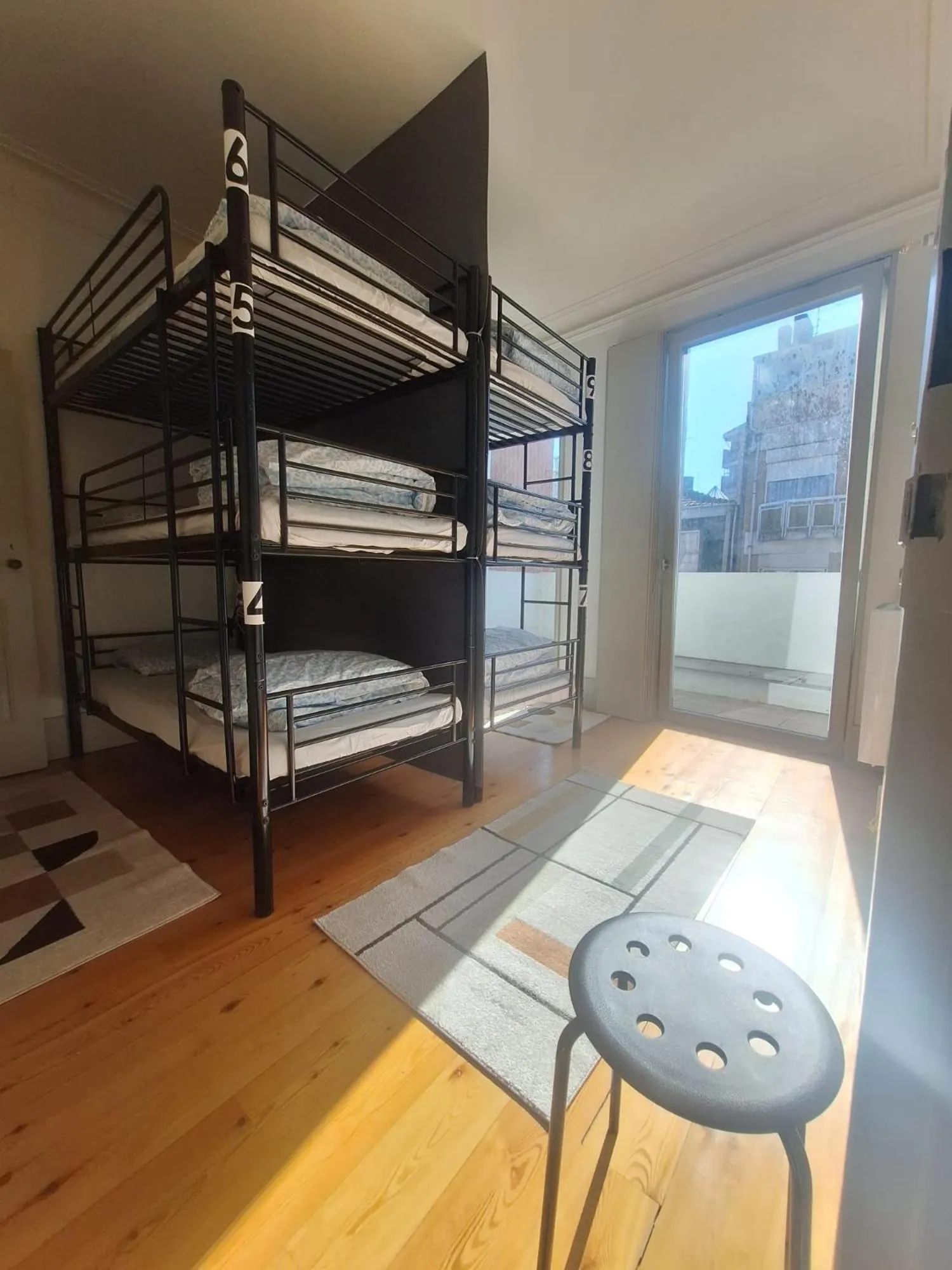 Bed in Easy Host Porto