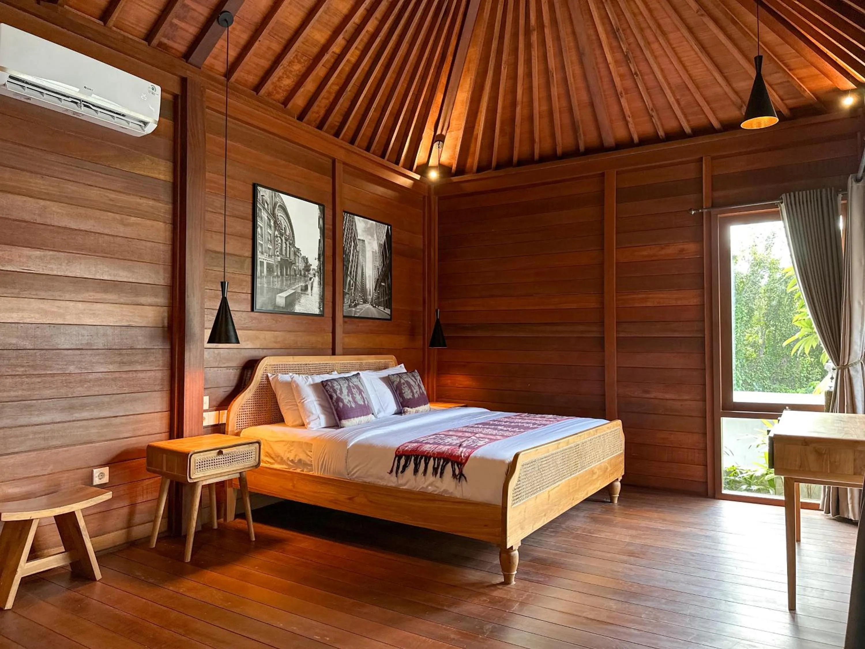 Bed in Villa Buga Pererenan