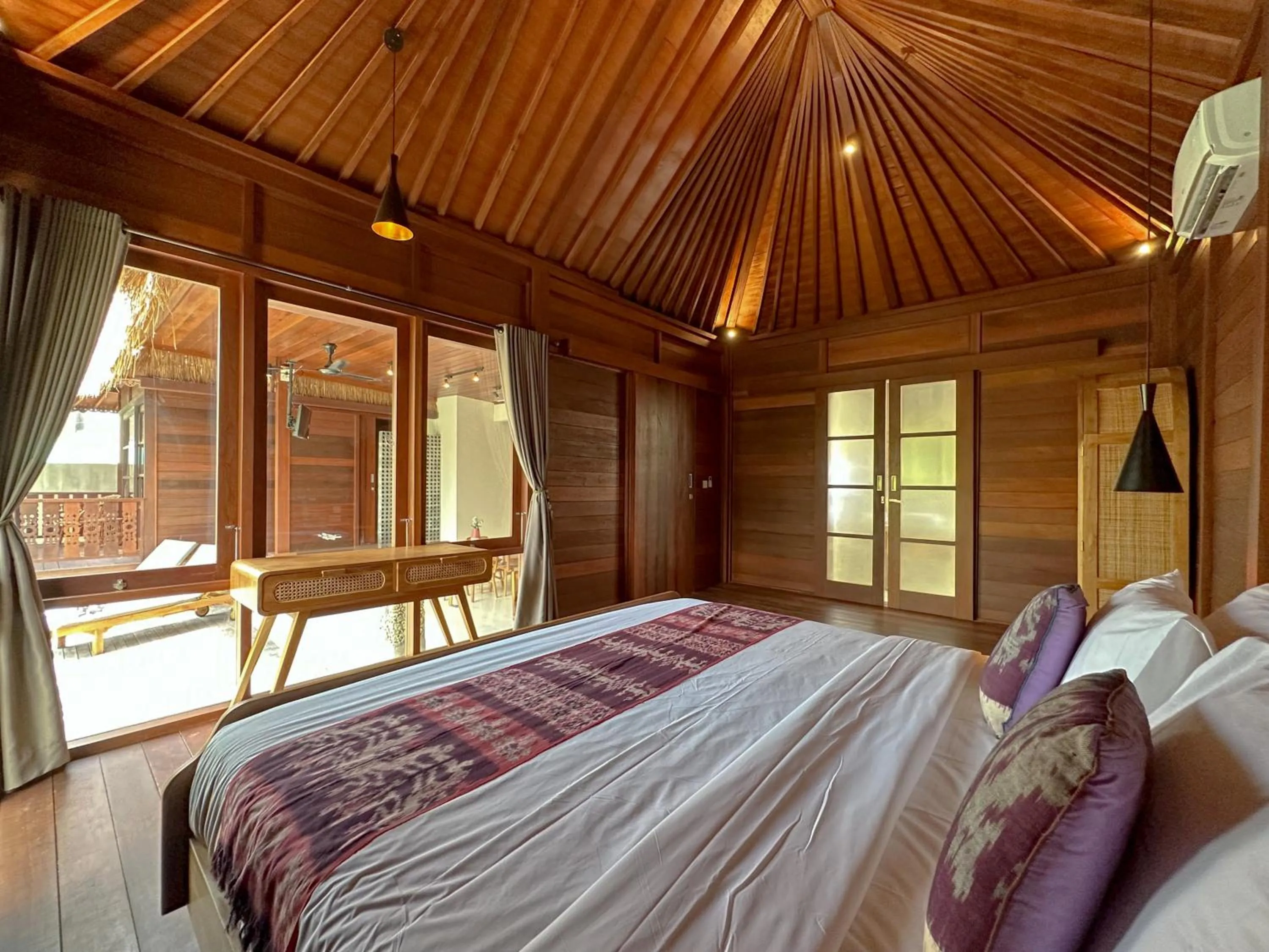 Bed in Villa Buga Pererenan