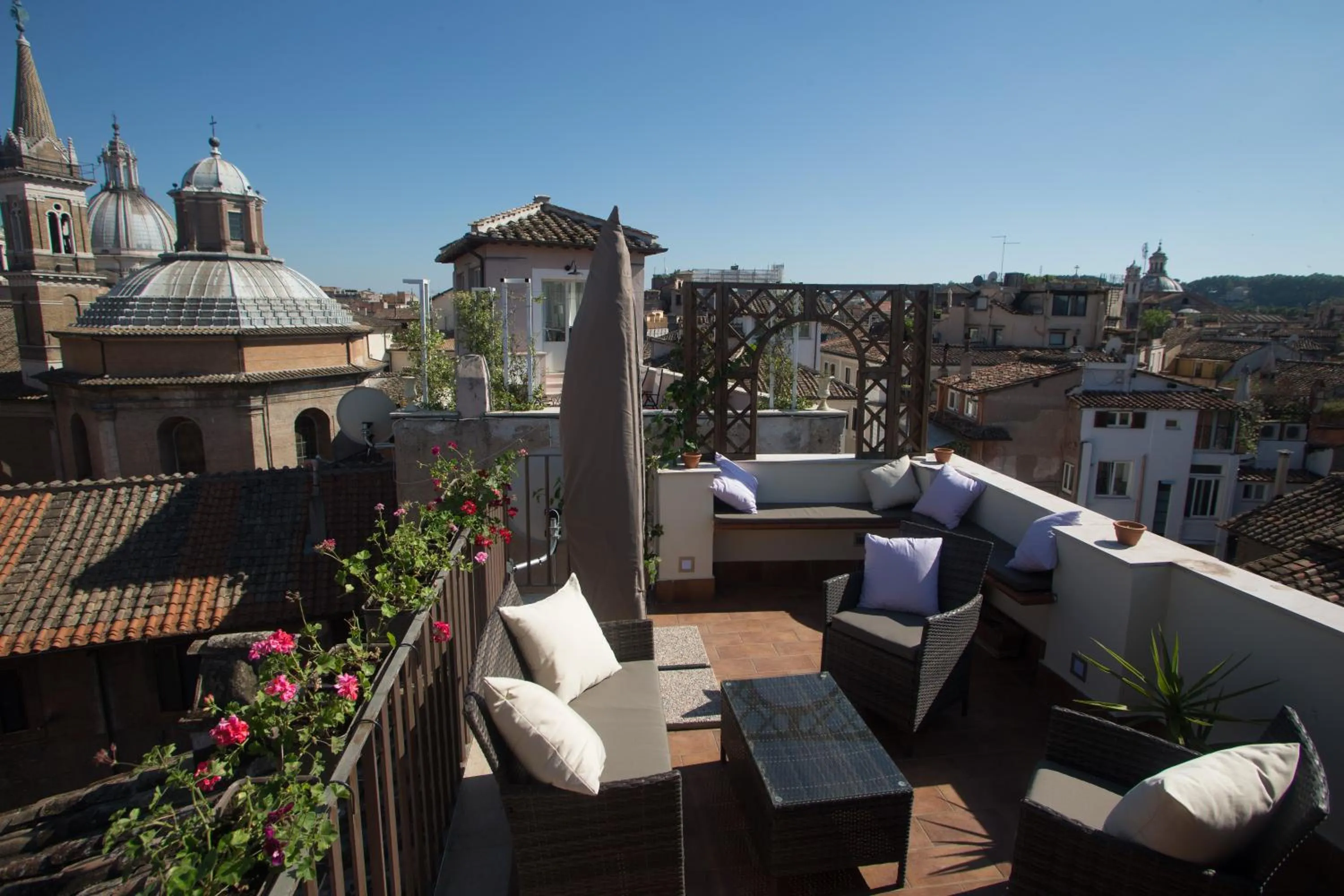 Balcony/Terrace in Relais Arco Della Pace