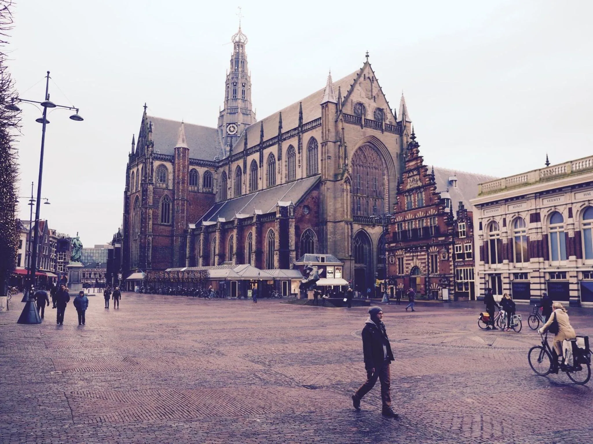 Nearby landmark in Hotel Carillon