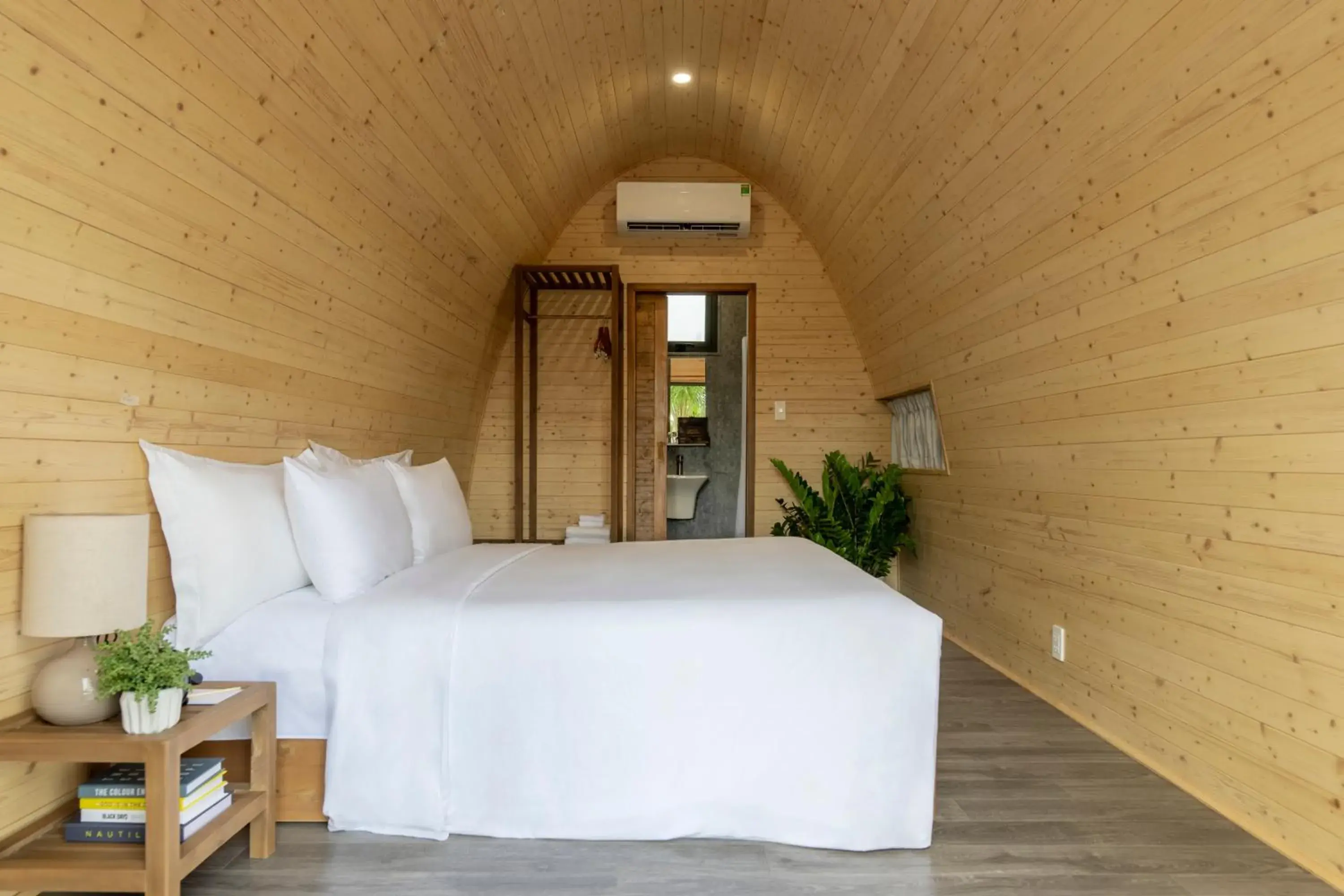Toilet, Bed in Wonderland Resort Phan Thiet Toilet, Bed in Wonderland Resort Phan Thiet