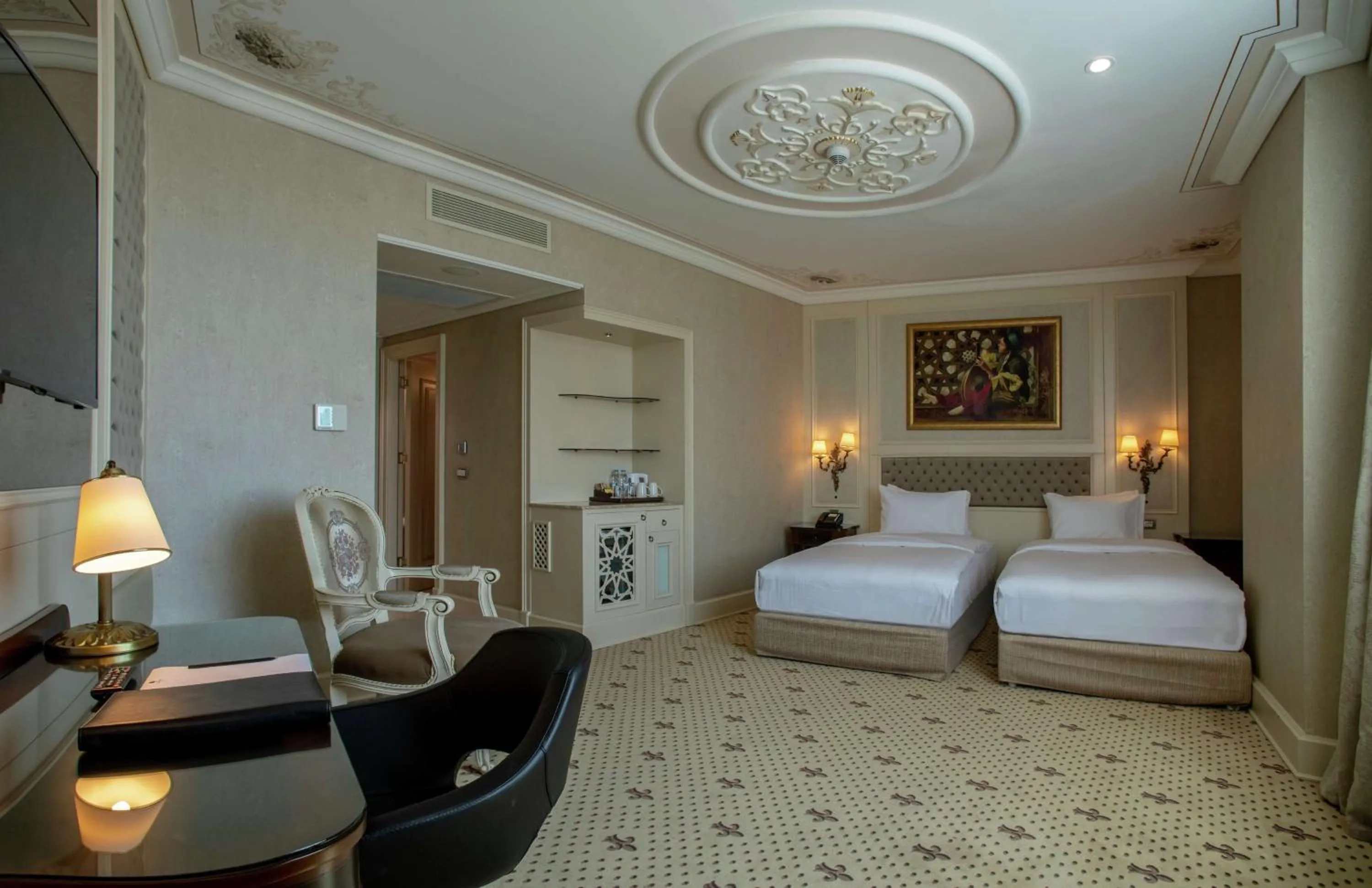 Bedroom, Bed in DoubleTree By Hilton Gaziantep