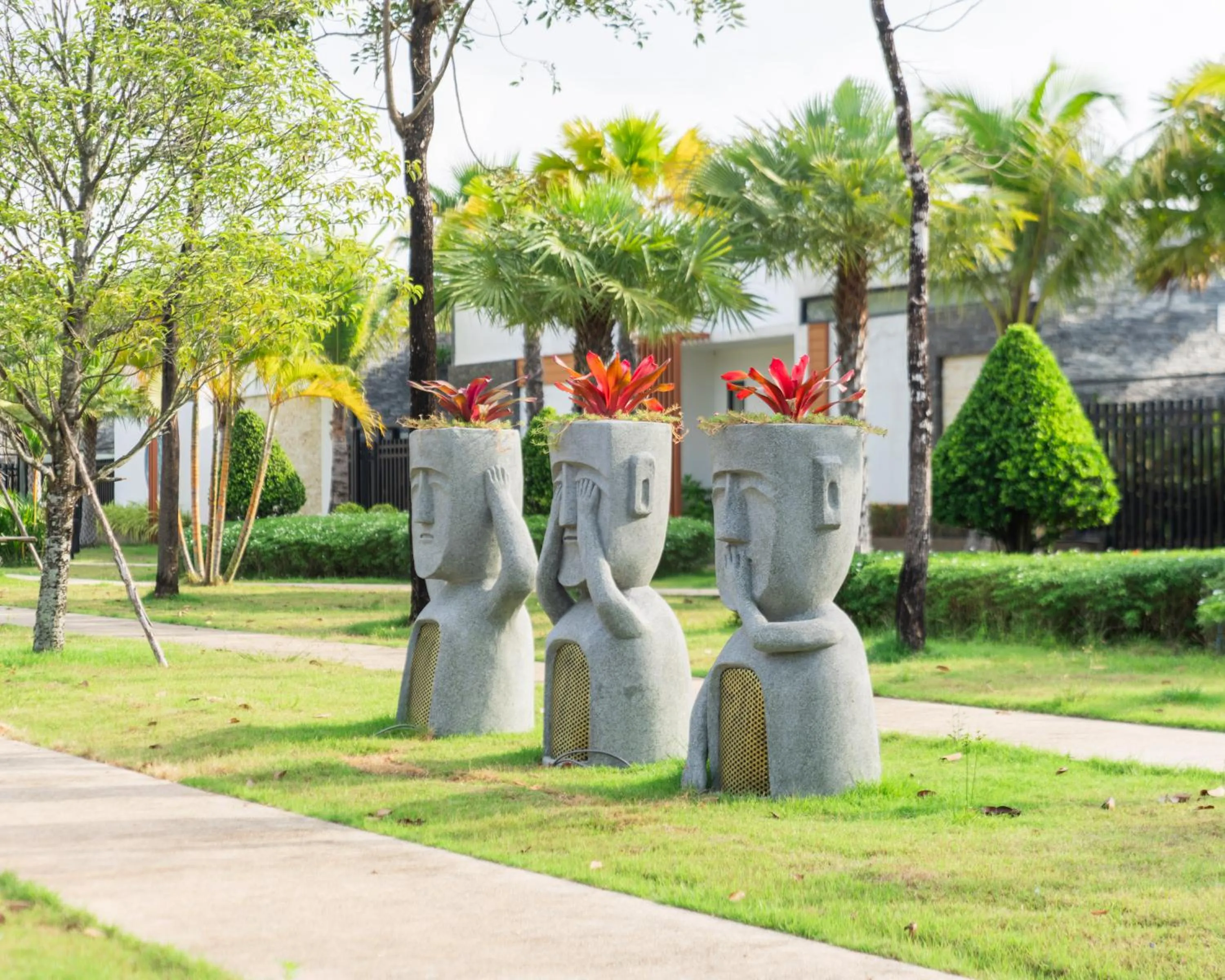 Area and facilities in Wonderland Suites and Resort