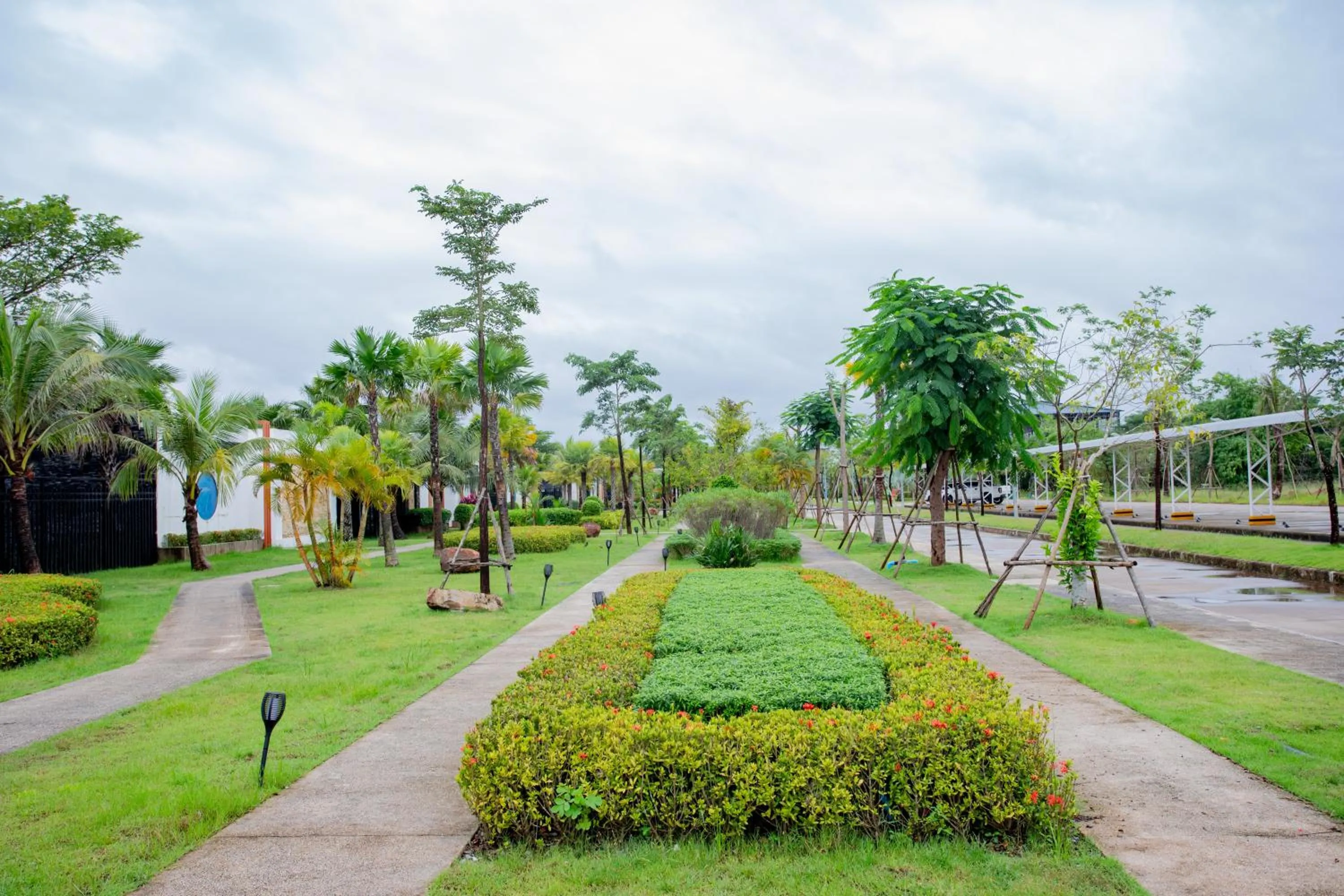 Garden view in Wonderland Suites and Resort