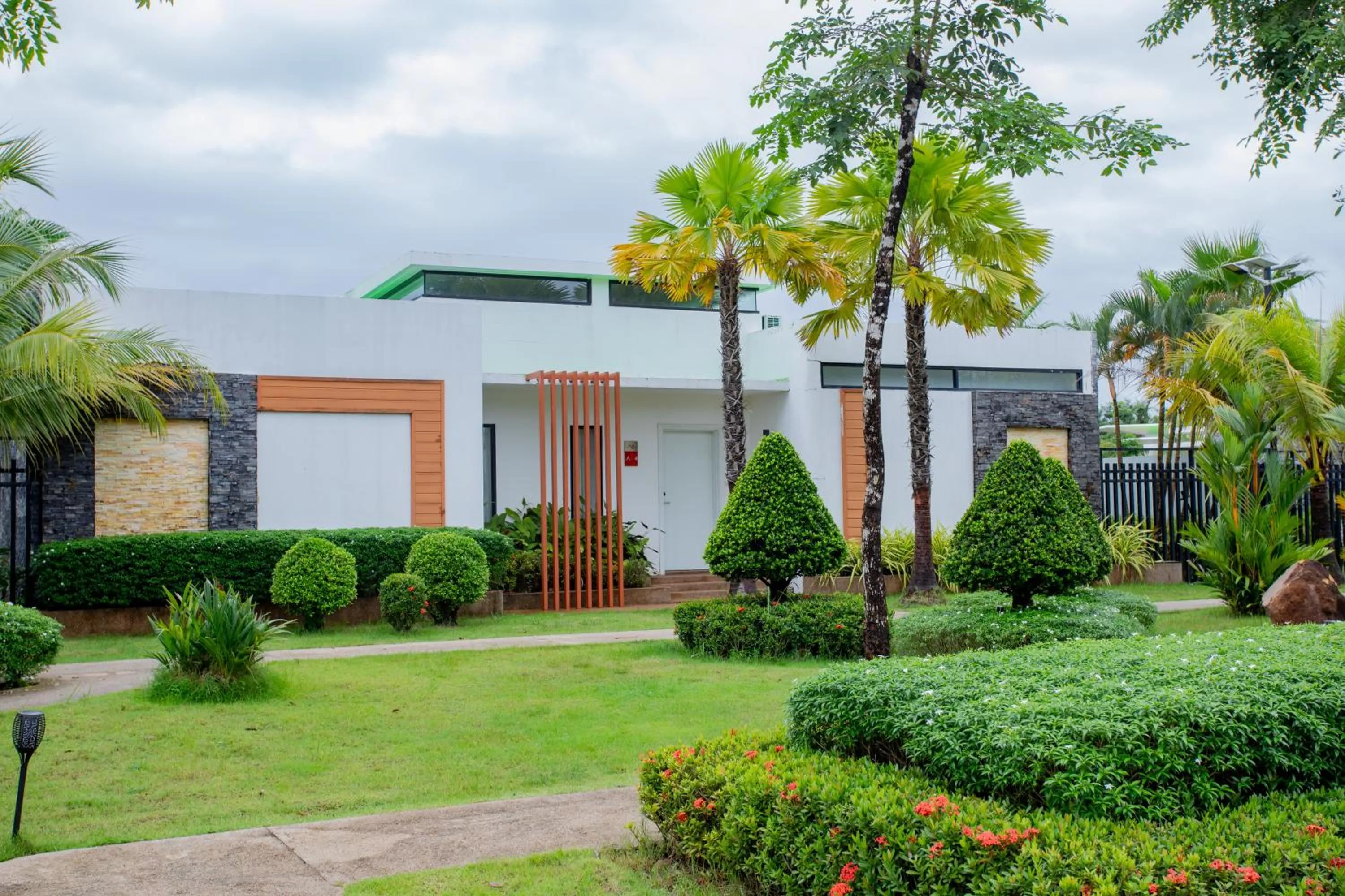 Garden view in Wonderland Suites and Resort