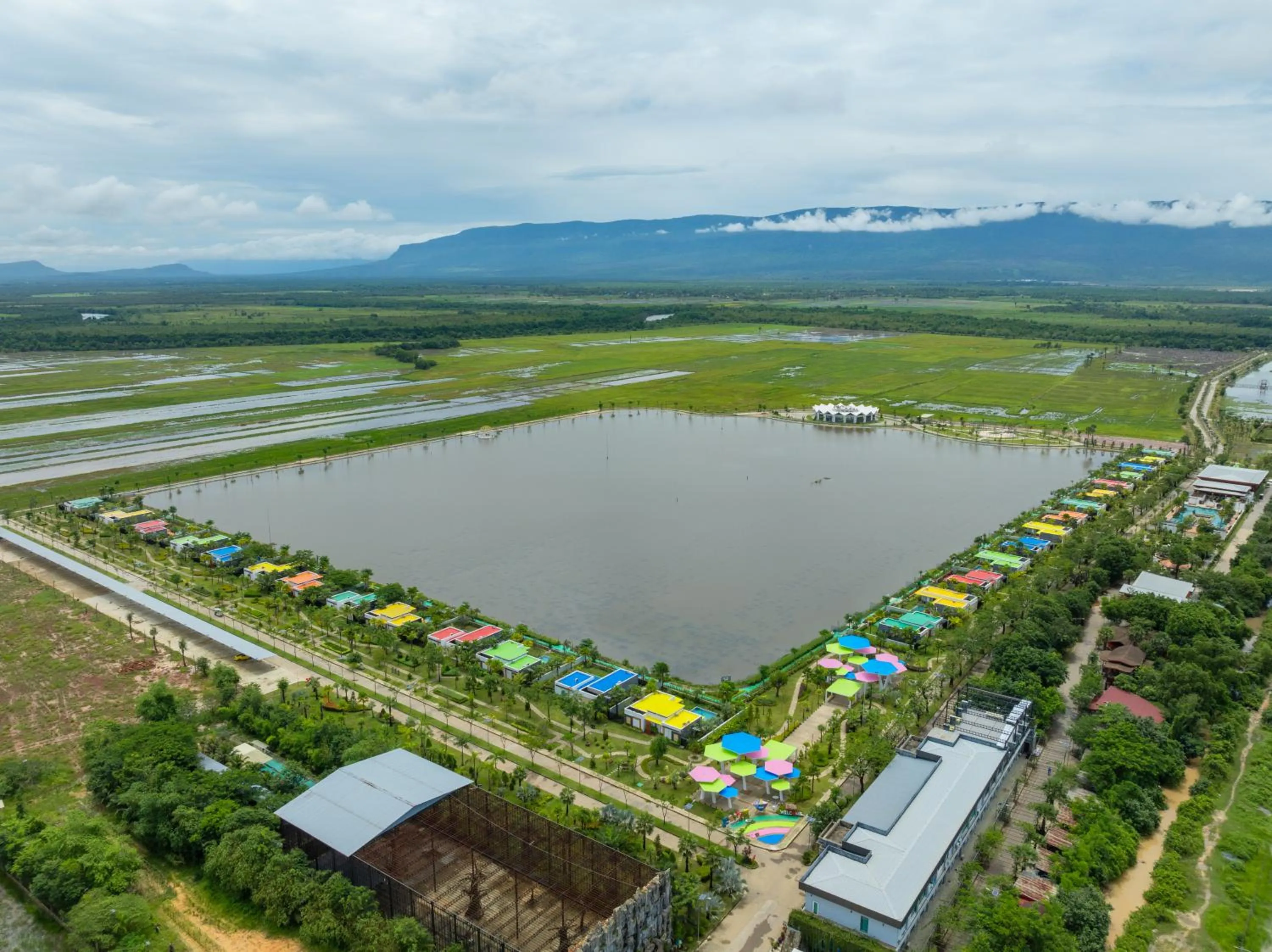 Property building in Wonderland Suites and Resort