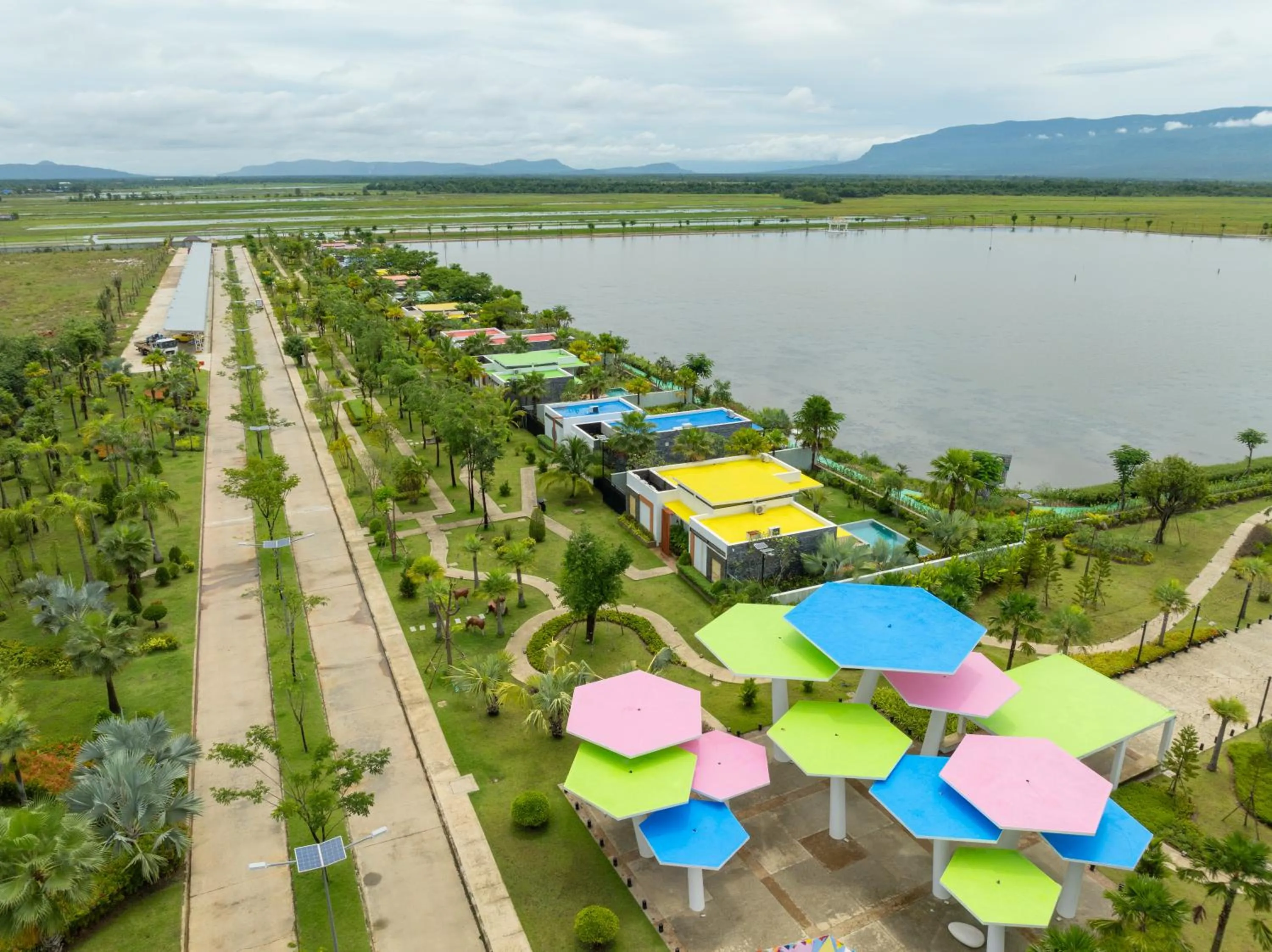 Property building in Wonderland Suites and Resort