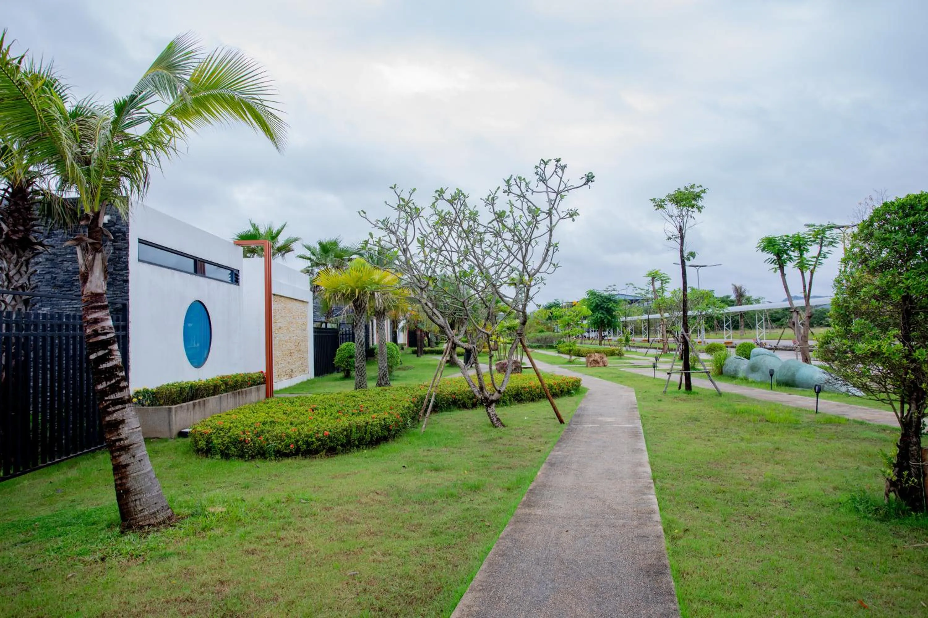 Garden view in Wonderland Suites and Resort