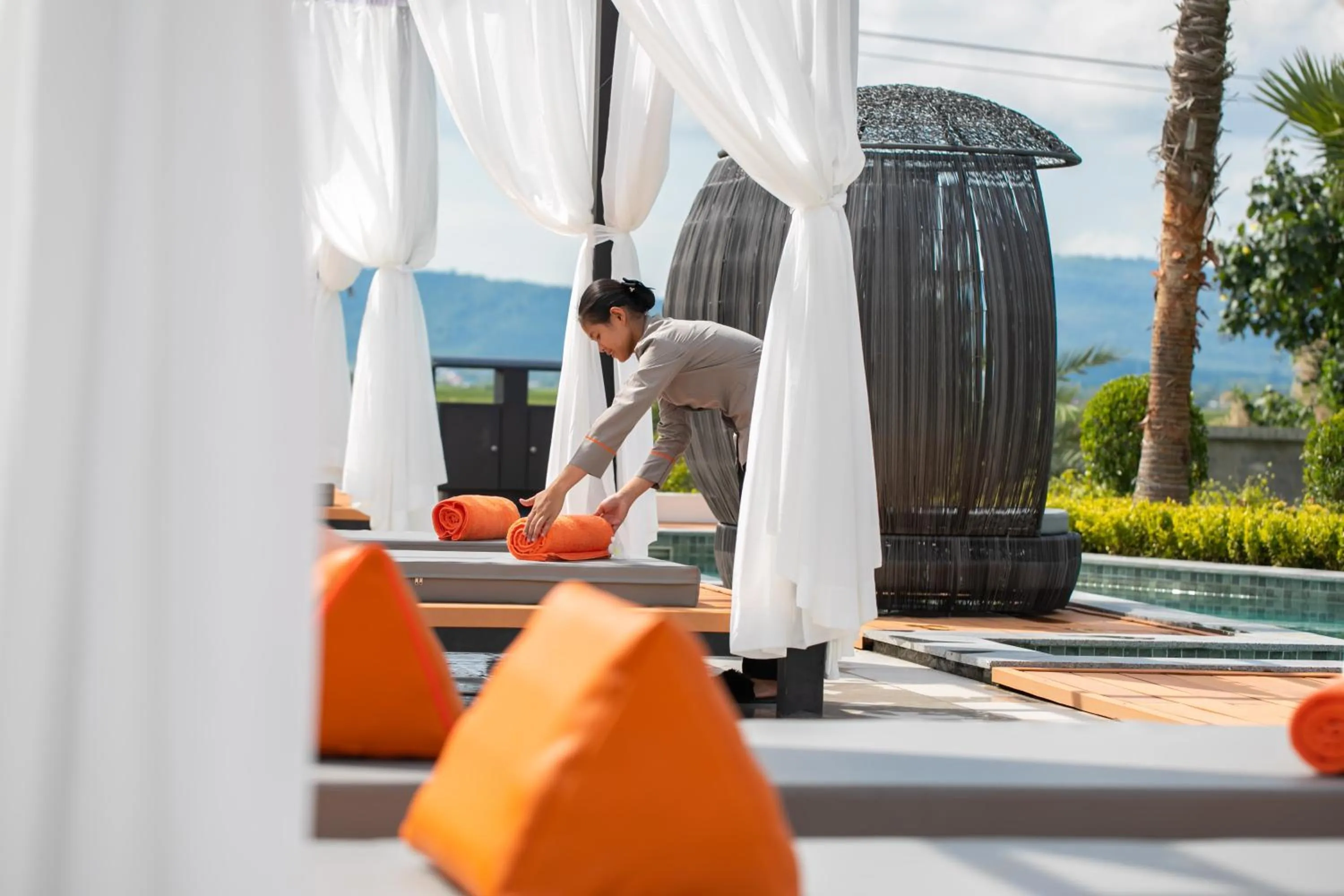 Swimming pool in Wonderland Suites and Resort