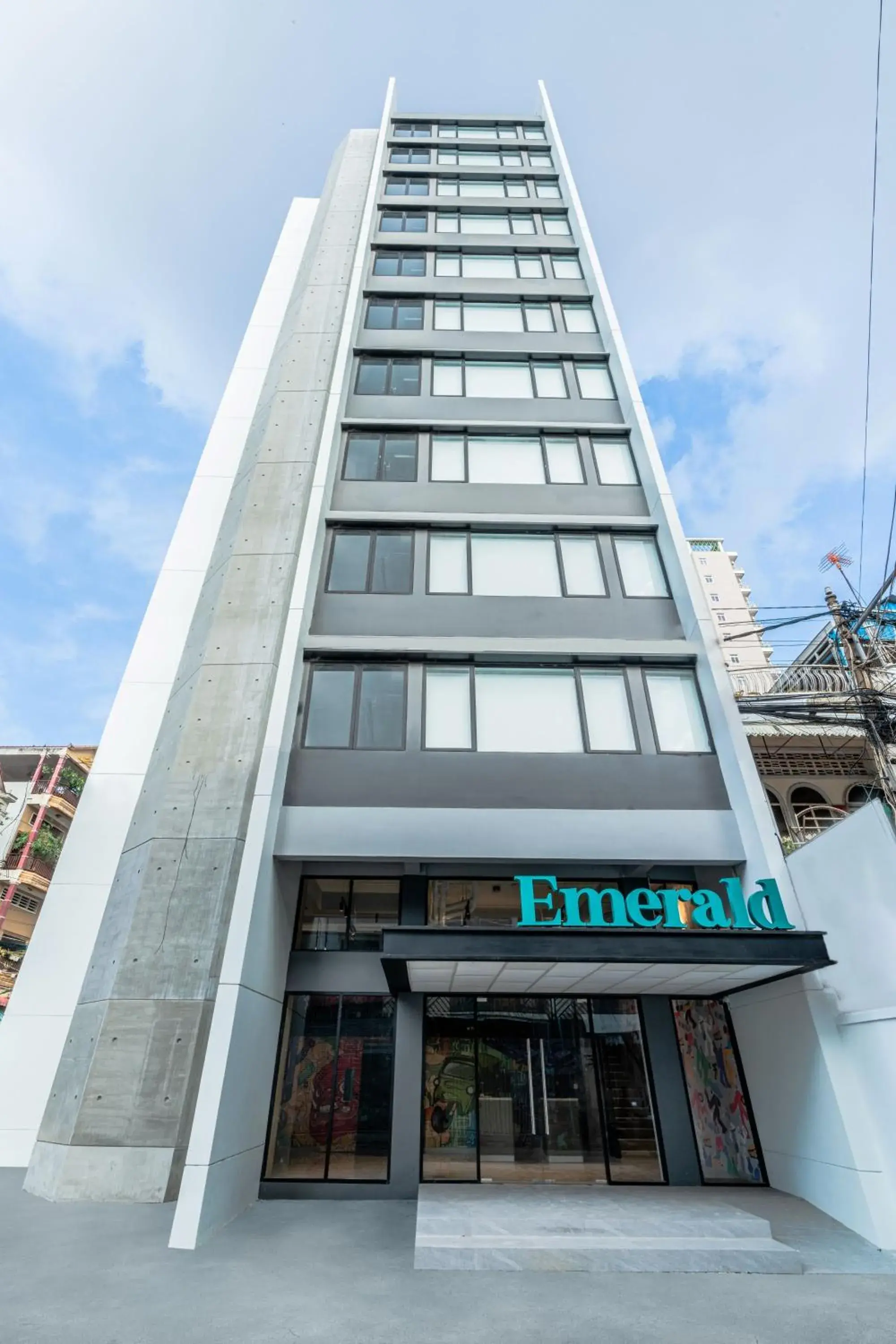 Property building in Emerald Hotel Residence Property building in Emerald Hotel Residence