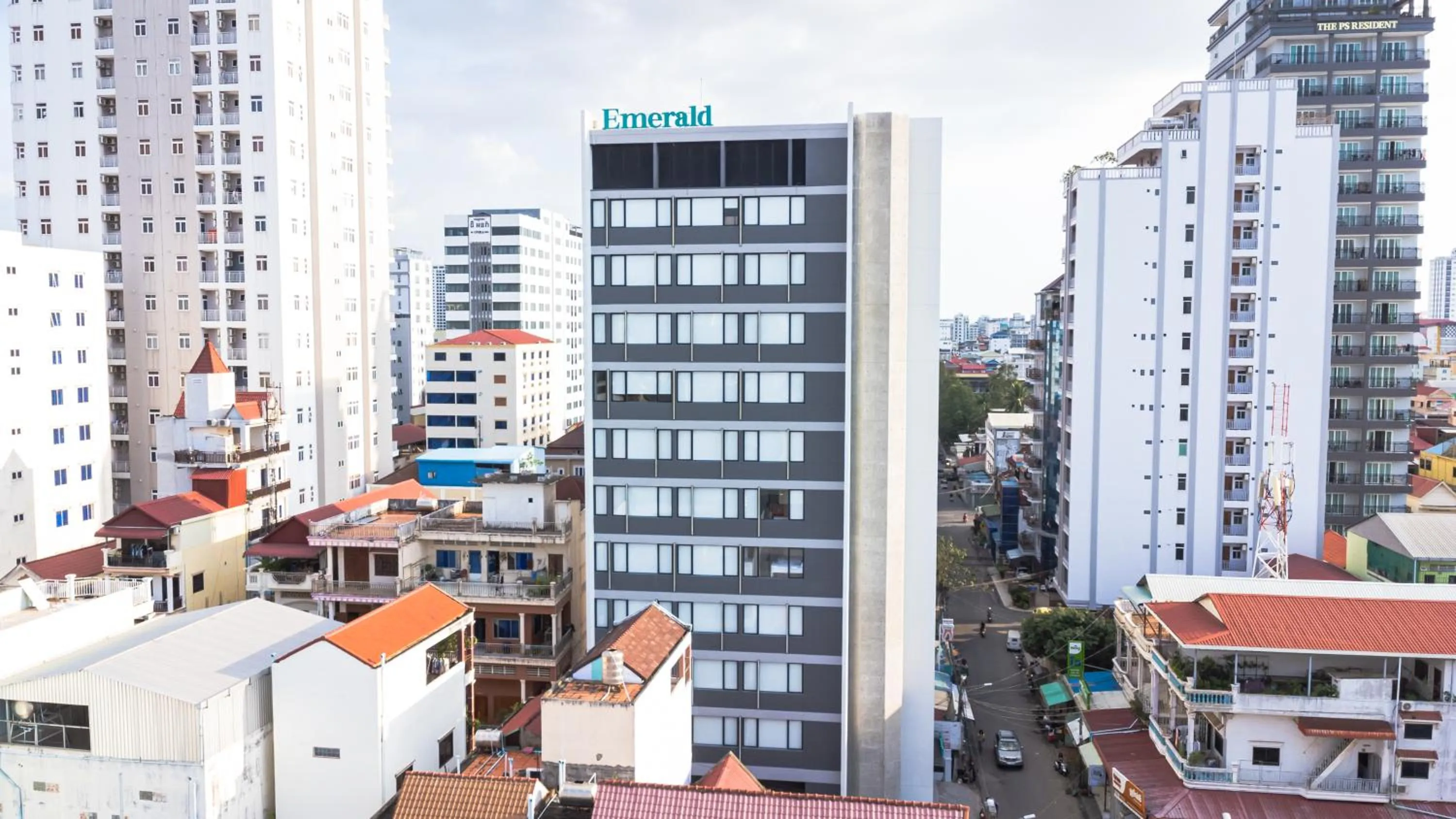 Property building in Emerald Hotel Residence