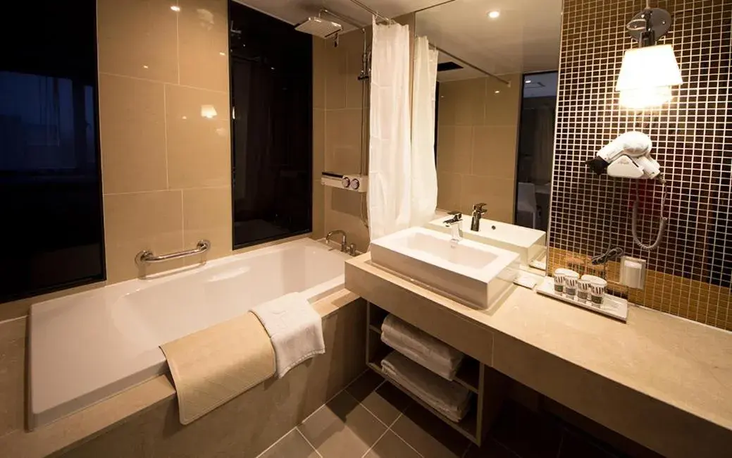 Superior Twin Room in Noblepia Hotel Superior Twin Room in Noblepia Hotel