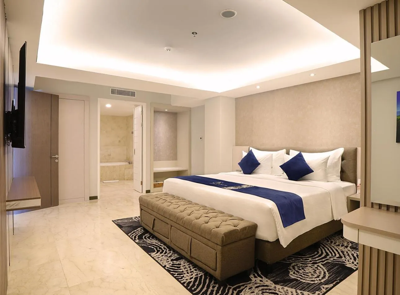 Bedroom, Bed in Platinum Hotel Jimbaran Beach Bali