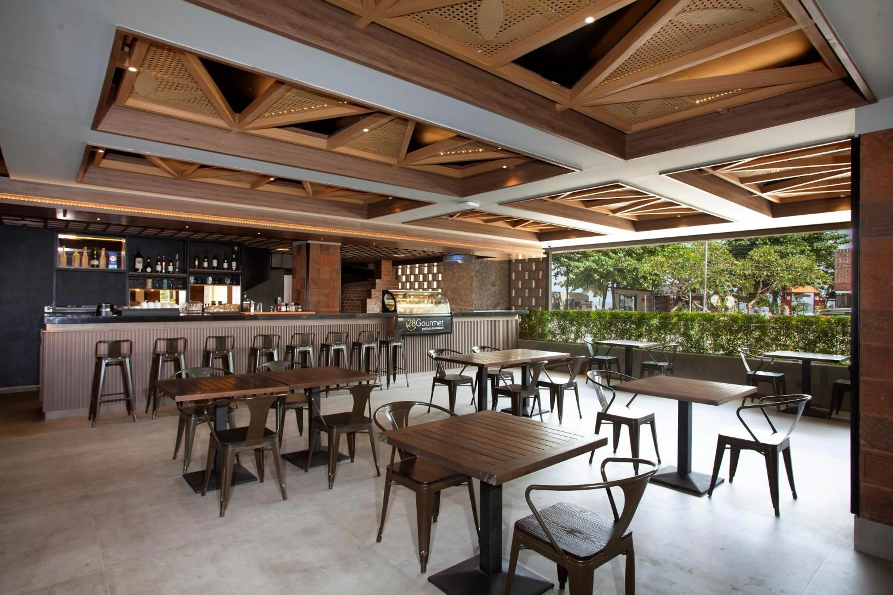 Restaurant/places to eat in Platinum Hotel Jimbaran Beach Bali