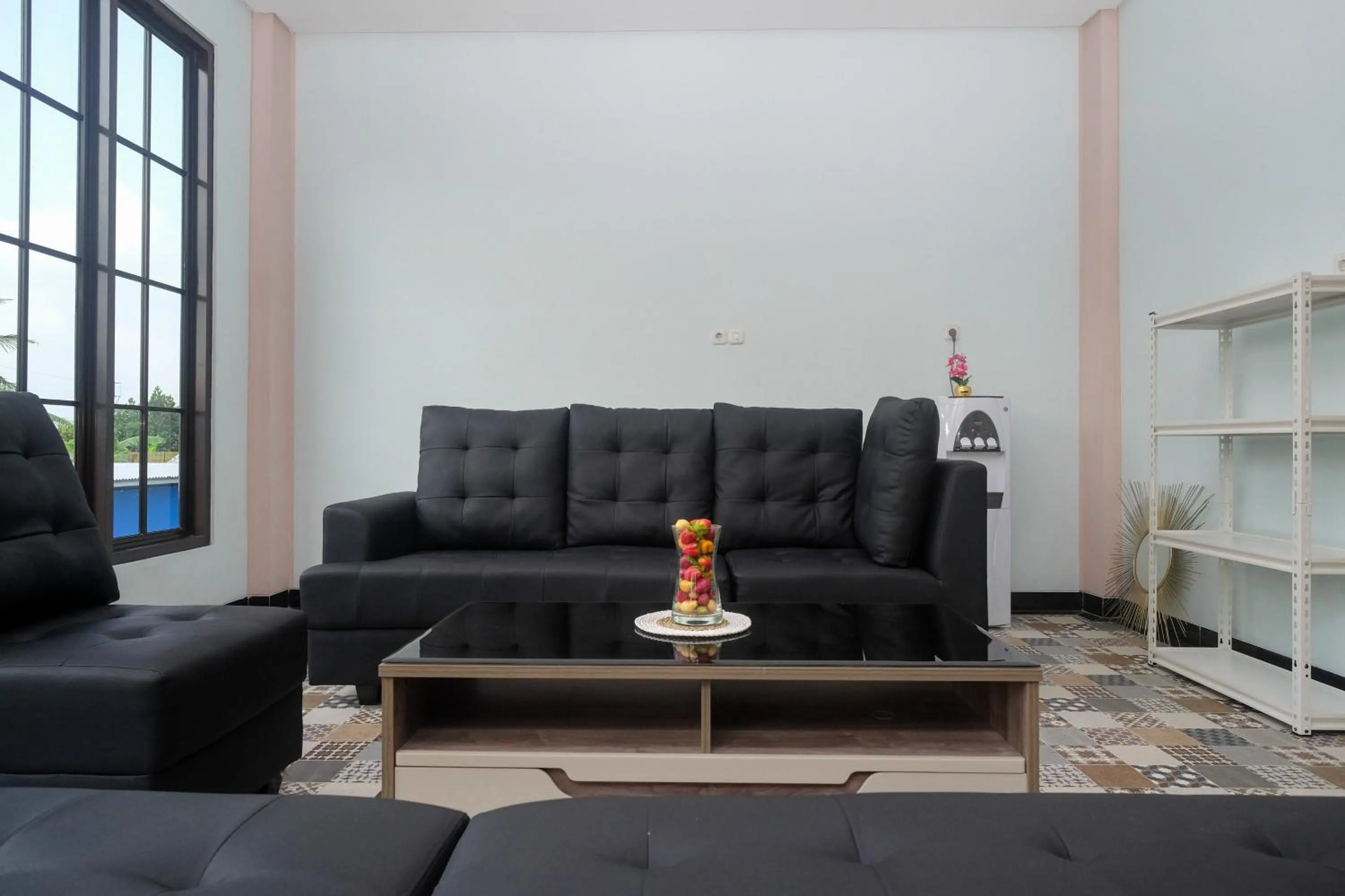 Urbanview Grand Lotus Hotel by RedDoorz