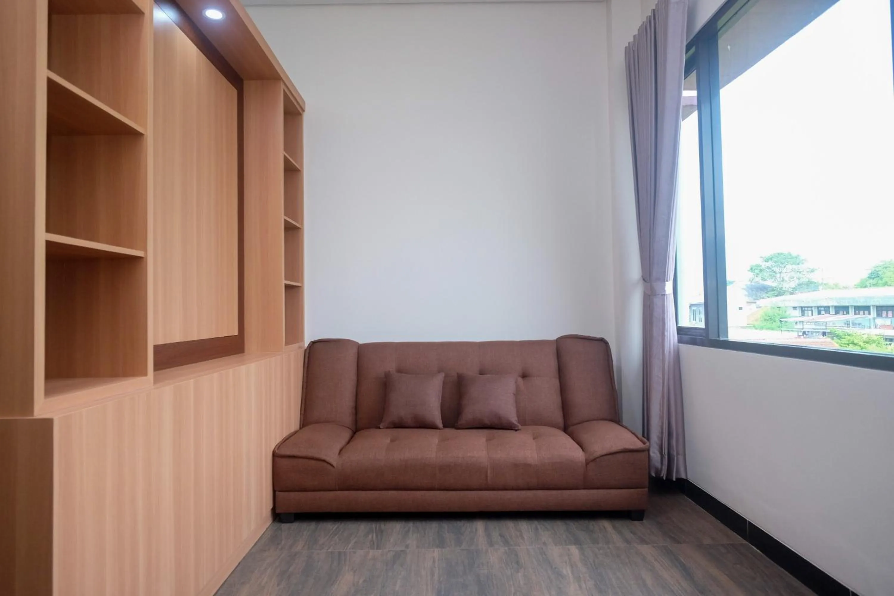 Urbanview Grand Lotus Hotel by RedDoorz