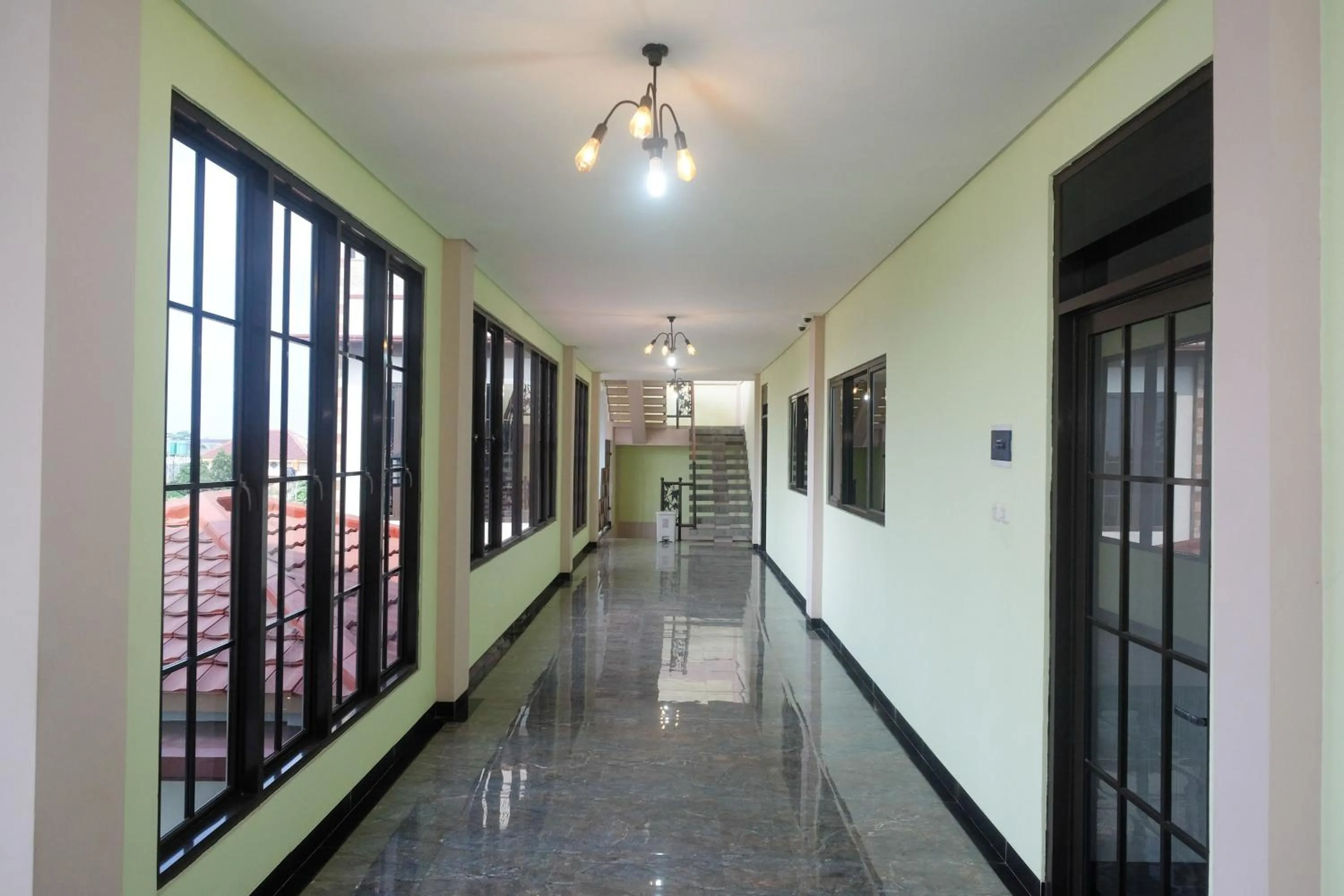 Urbanview Grand Lotus Hotel by RedDoorz