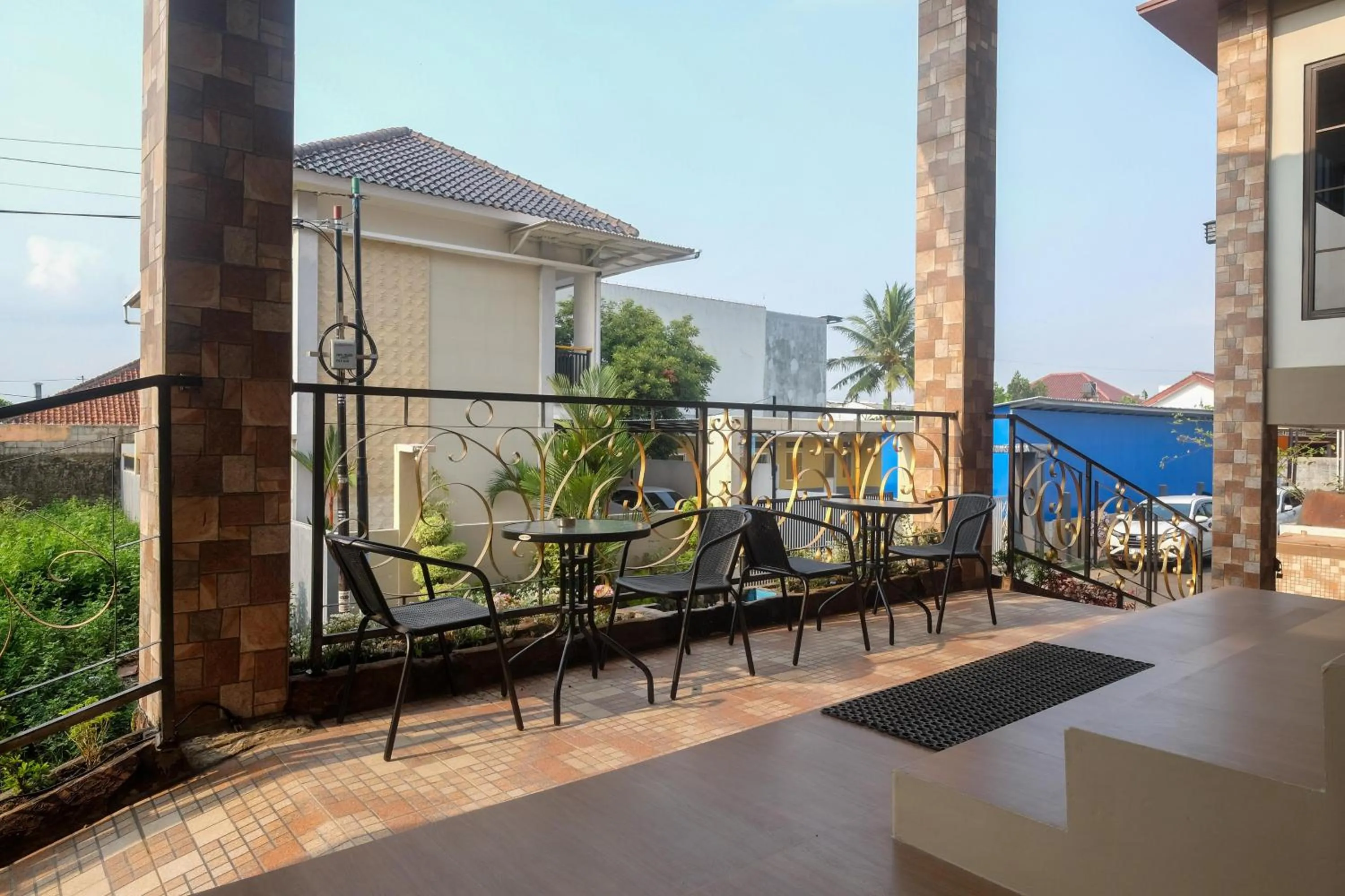 Urbanview Grand Lotus Hotel by RedDoorz