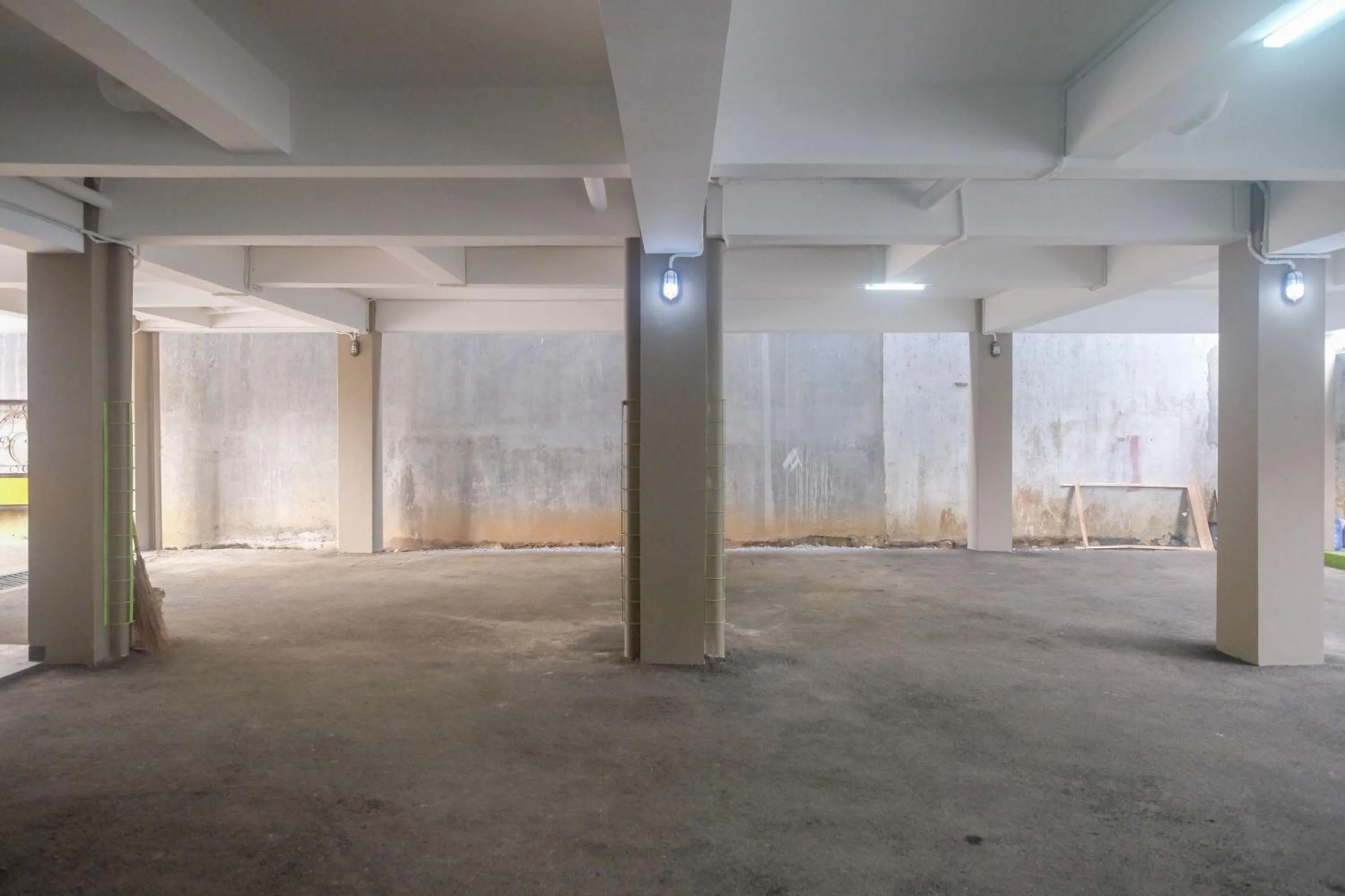 Urbanview Grand Lotus Hotel by RedDoorz