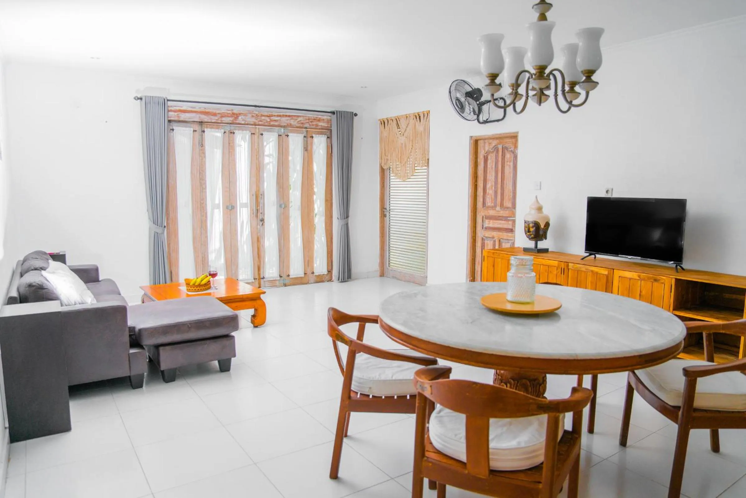 TV and multimedia in Bali Invest Living