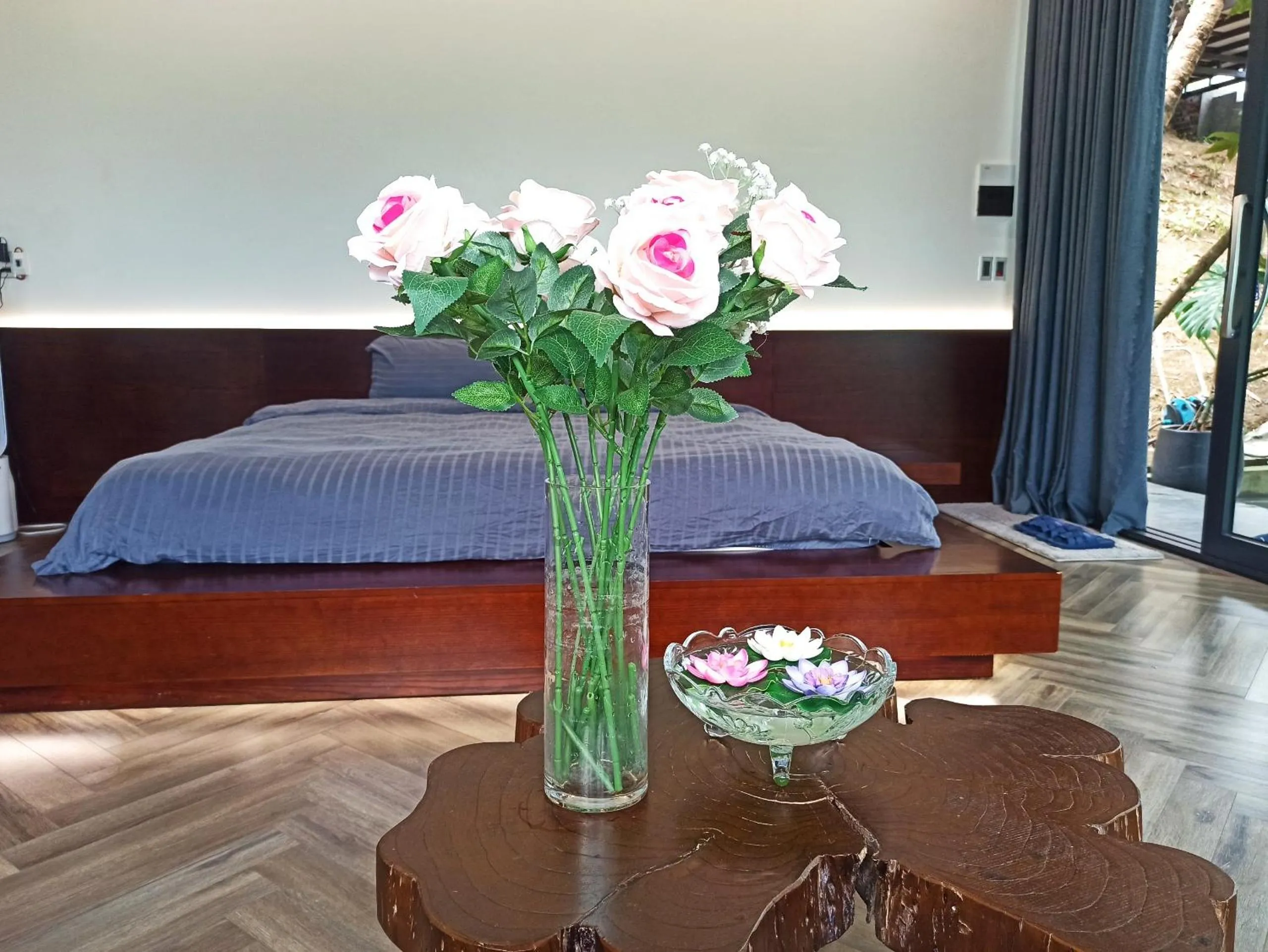 Bed in Lake House