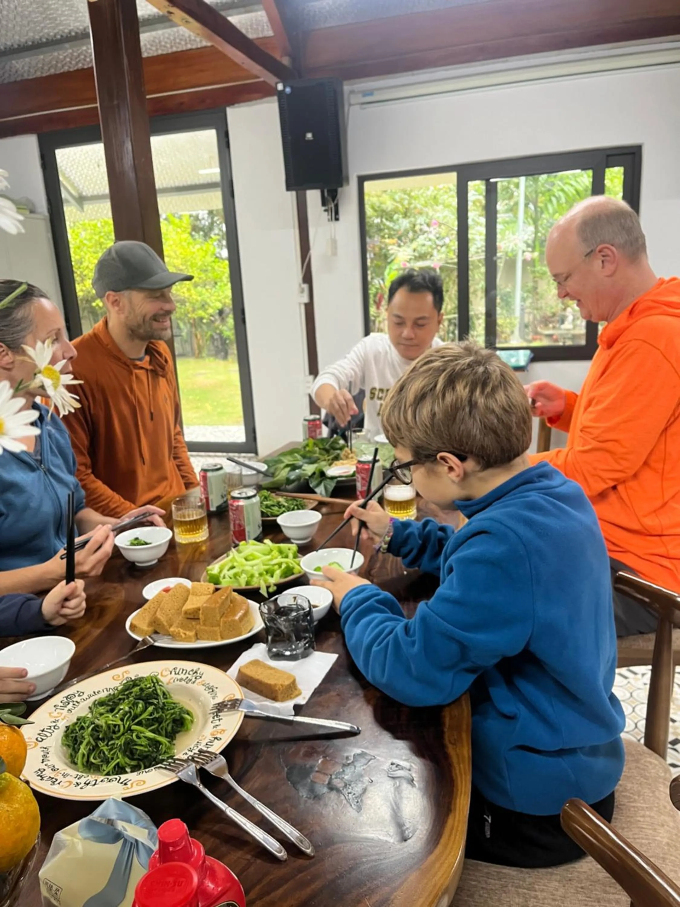 Food and drinks in Lake House