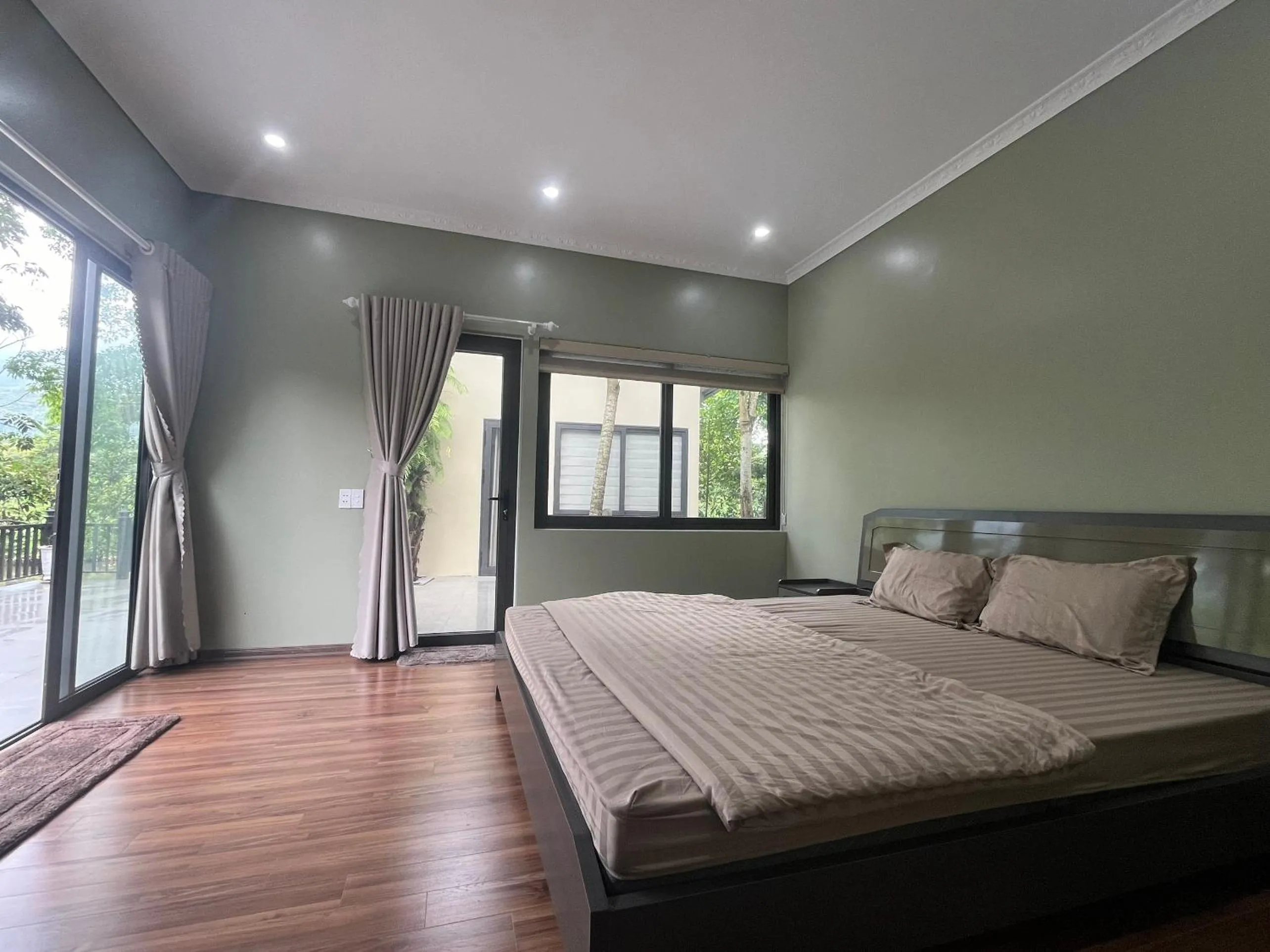 Bed in Lake House