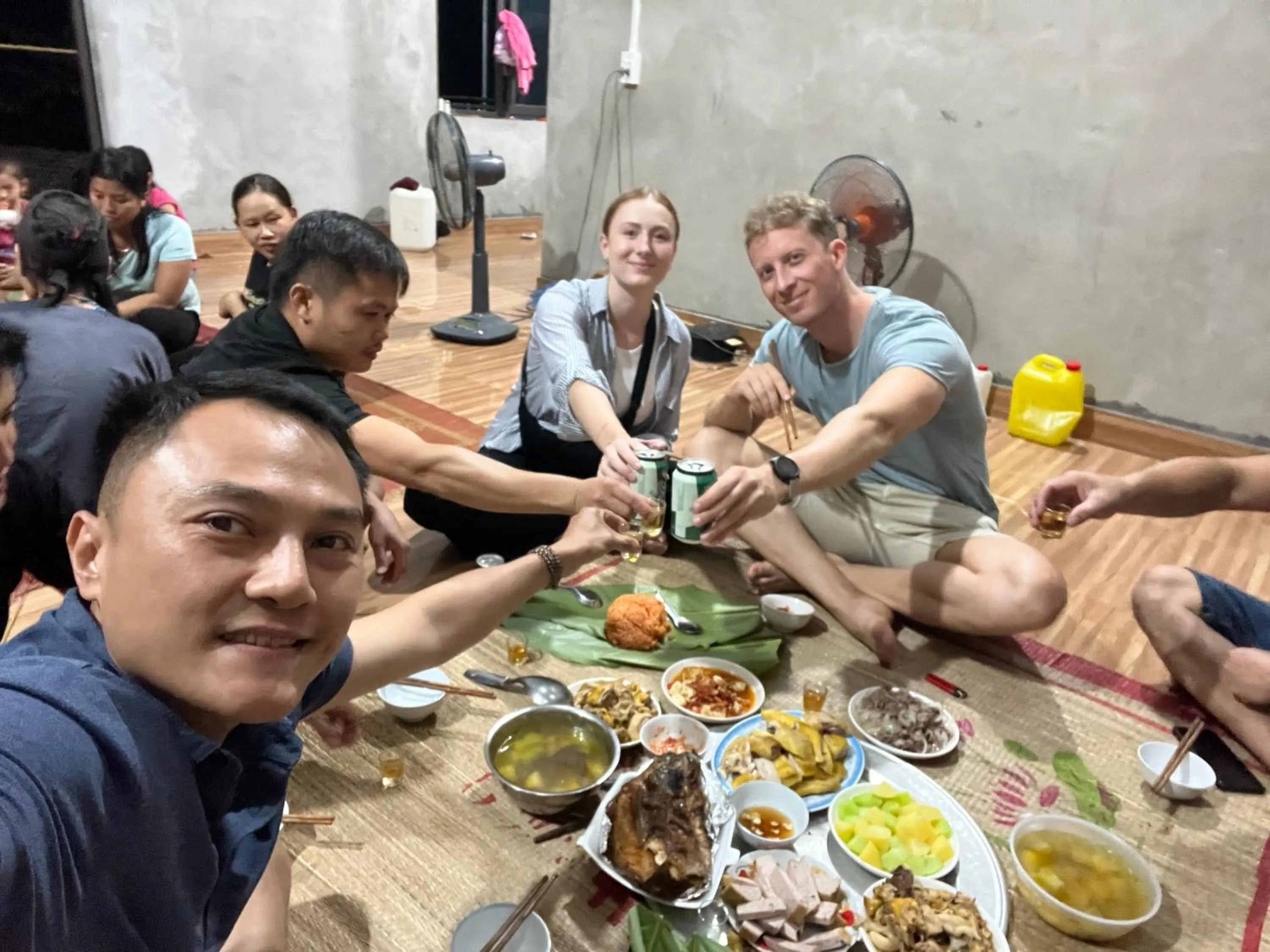 Food and drinks in Lake House