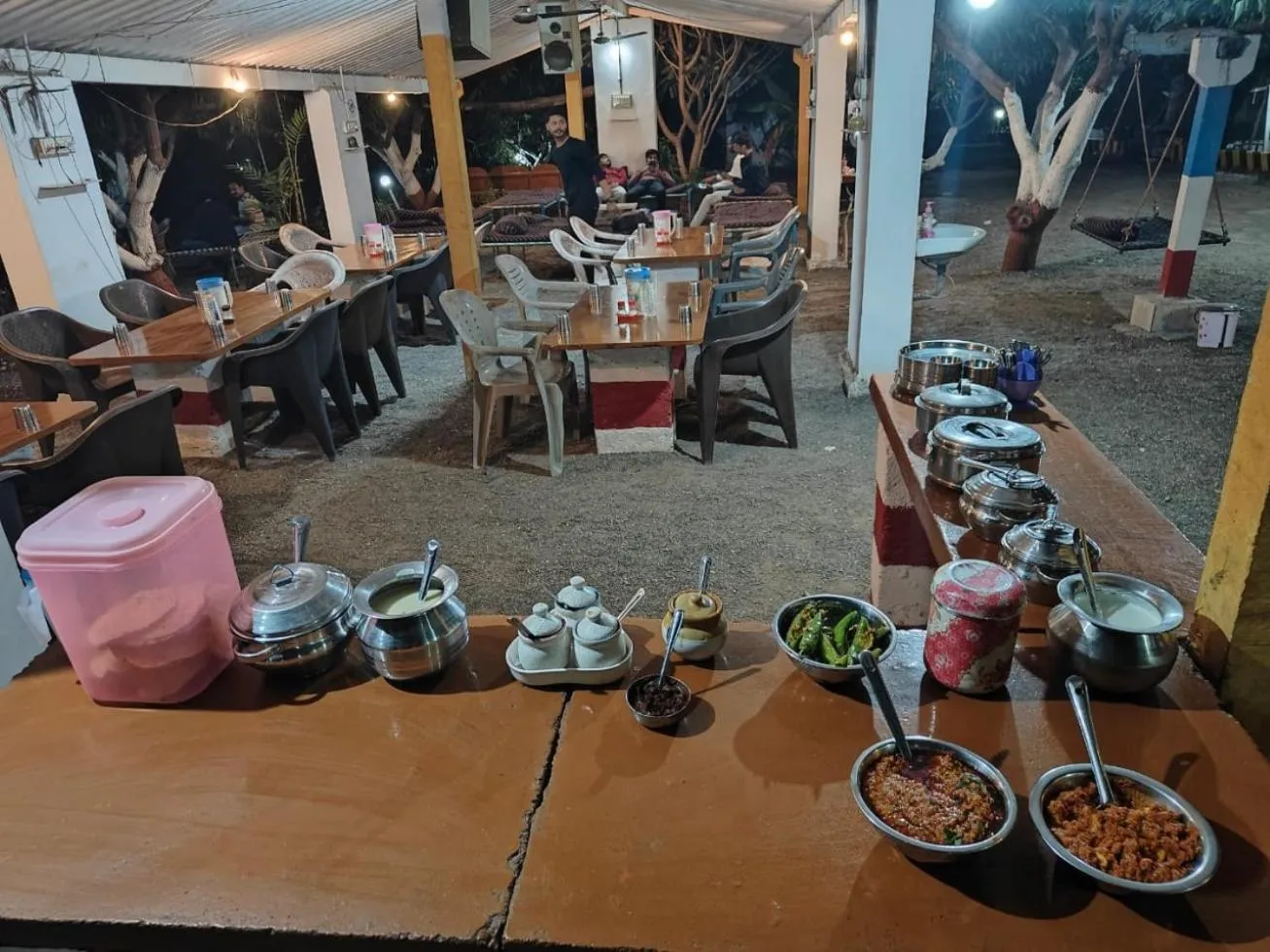 Restaurant/places to eat in Gokul farm house