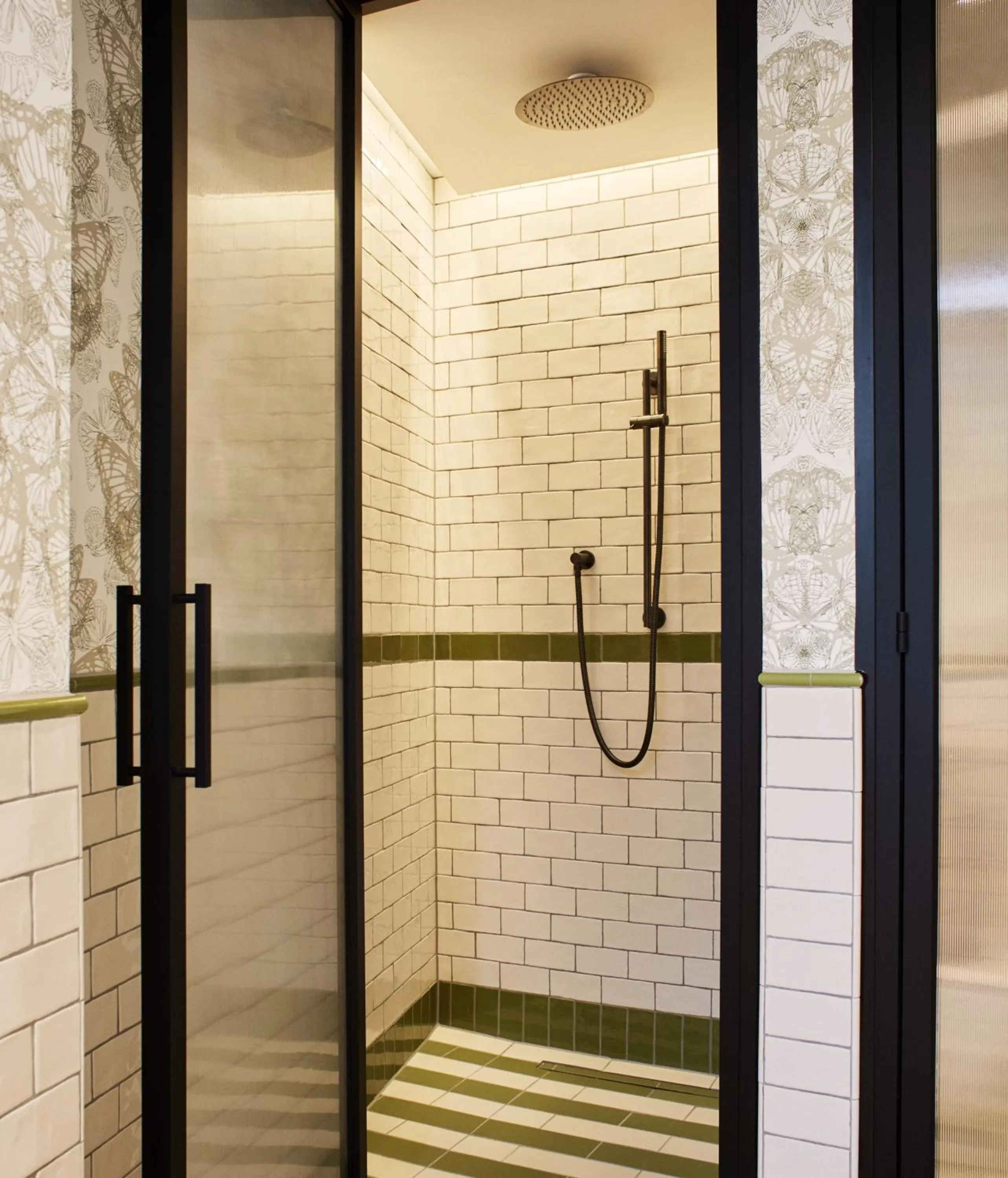 Bathroom in Hyde London City - St Paul's