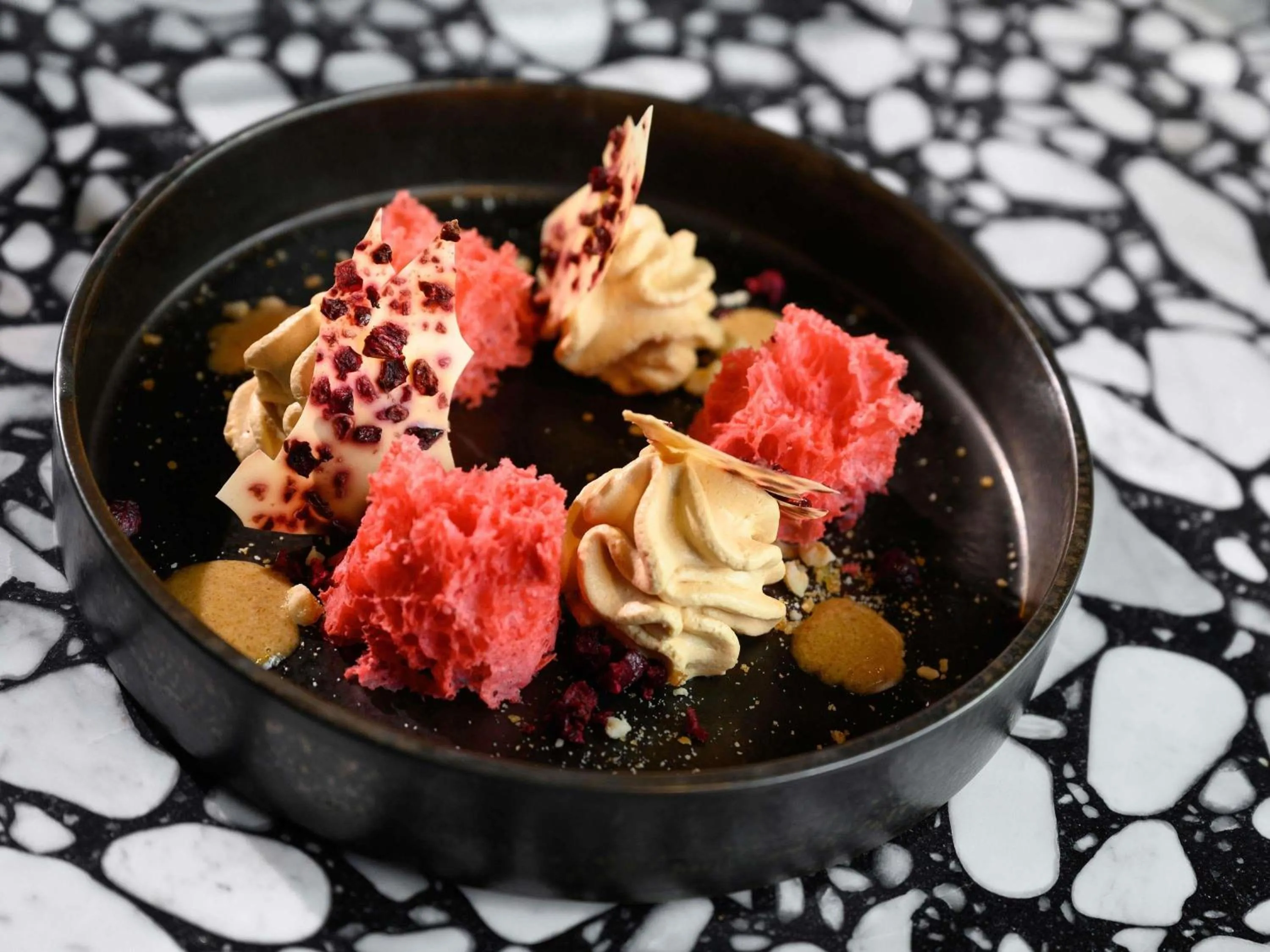 Restaurant/places to eat in TRIBE Budapest Stadium