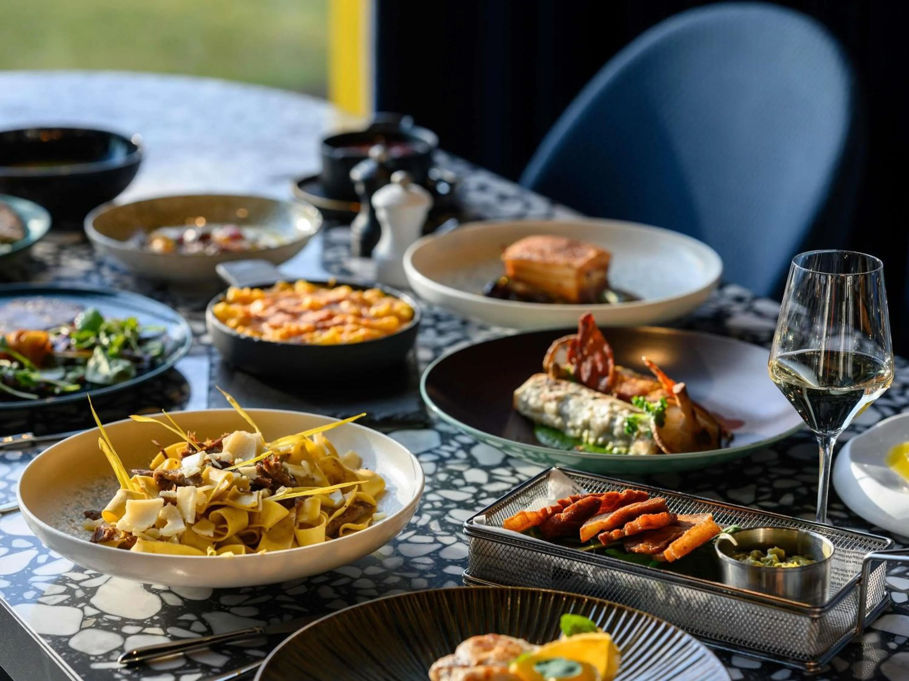 Restaurant/places to eat in TRIBE Budapest Stadium