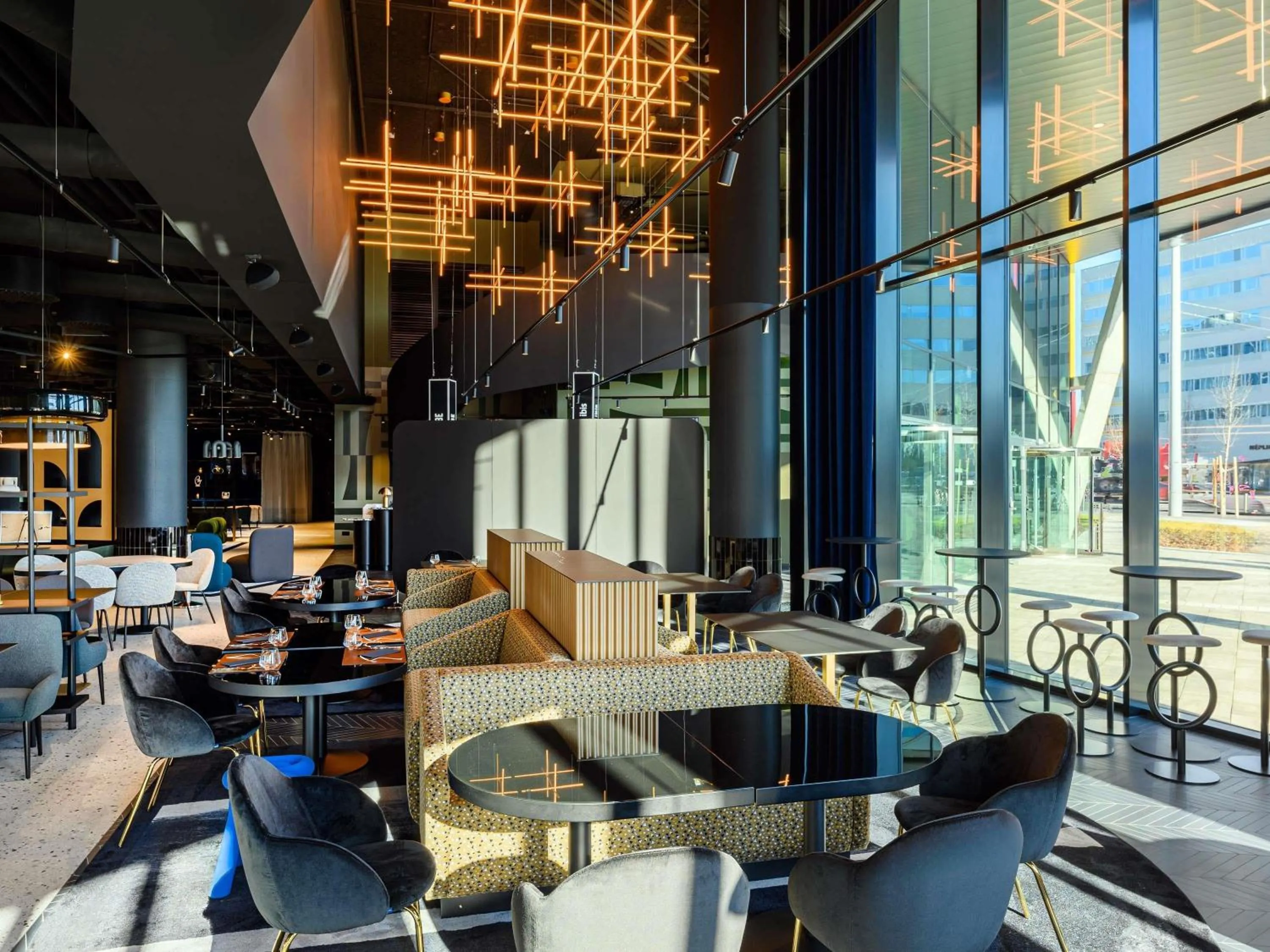 Restaurant/places to eat in TRIBE Budapest Stadium