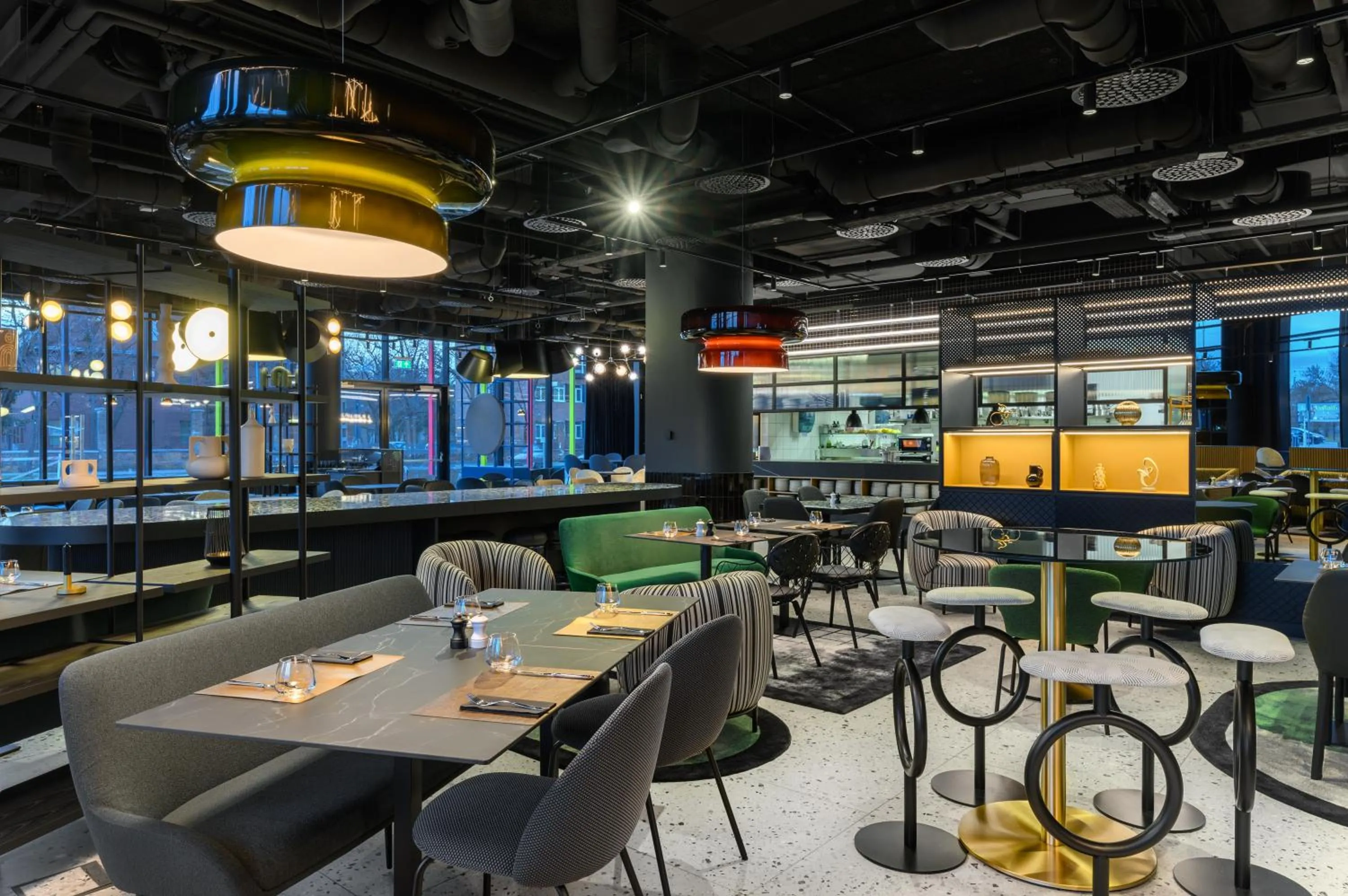 Restaurant/places to eat in TRIBE Budapest Stadium