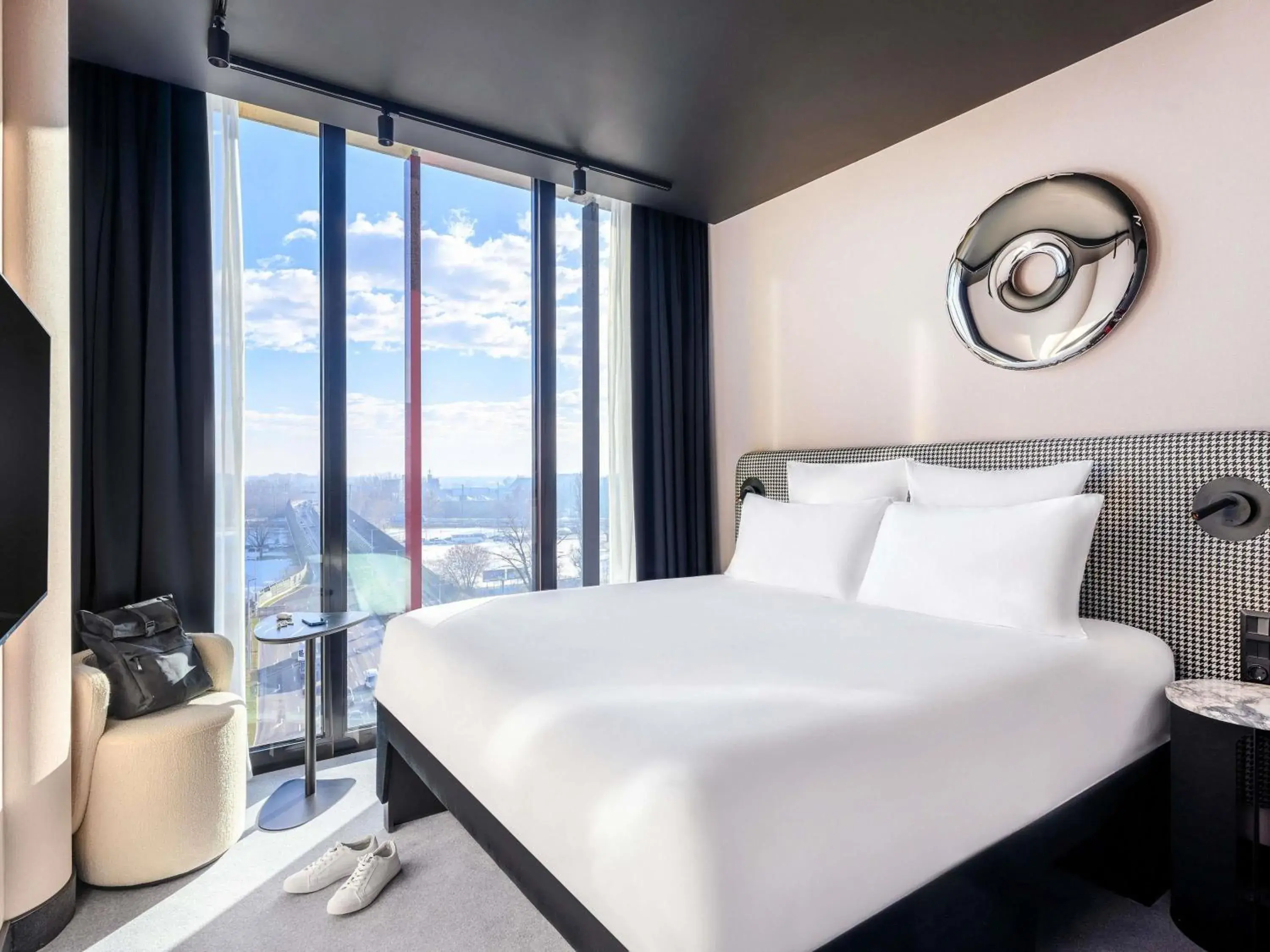 Bedroom, Bed in TRIBE Budapest Stadium Bedroom, Bed in TRIBE Budapest Stadium