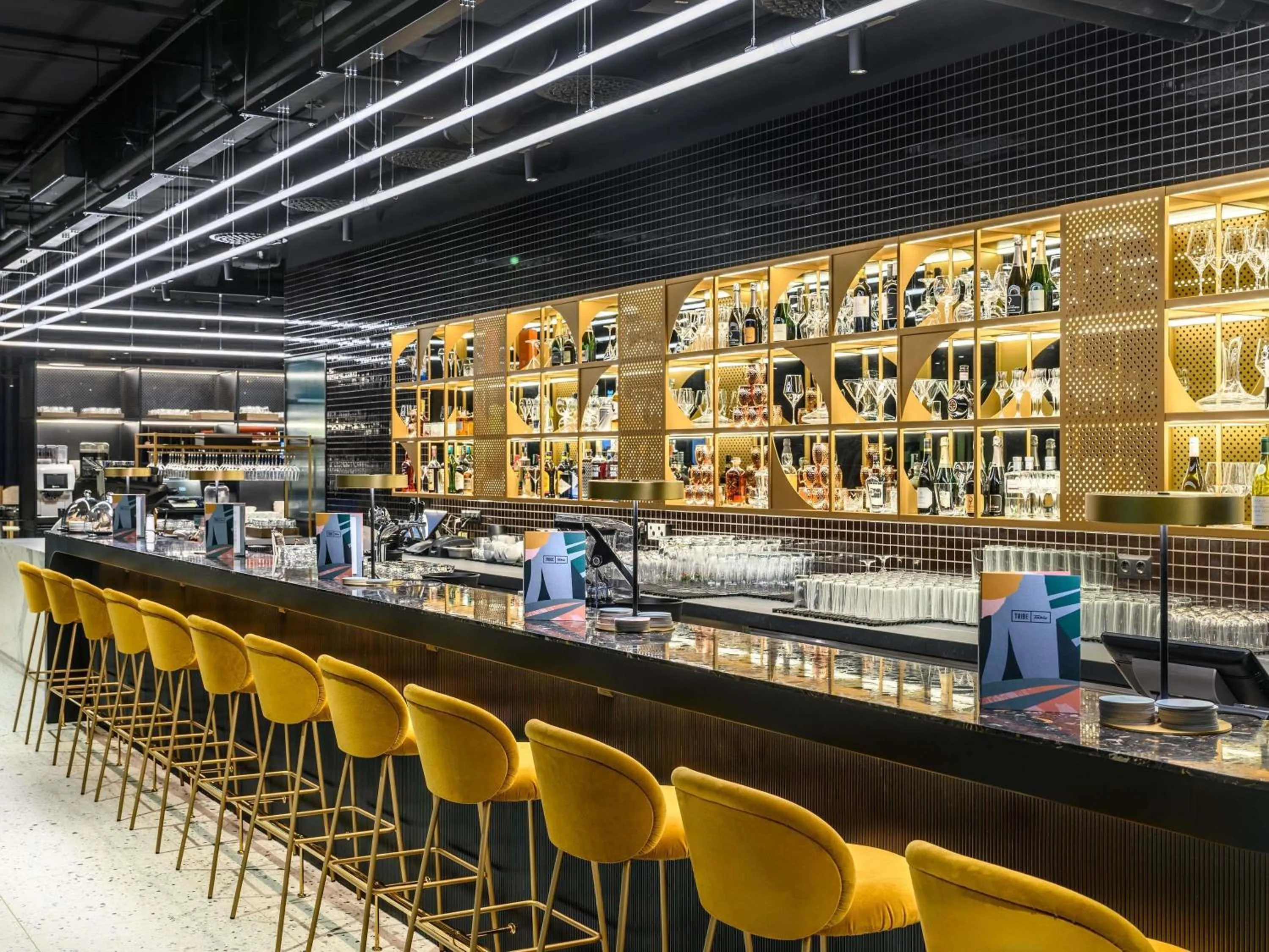 Lounge or bar in TRIBE Budapest Stadium