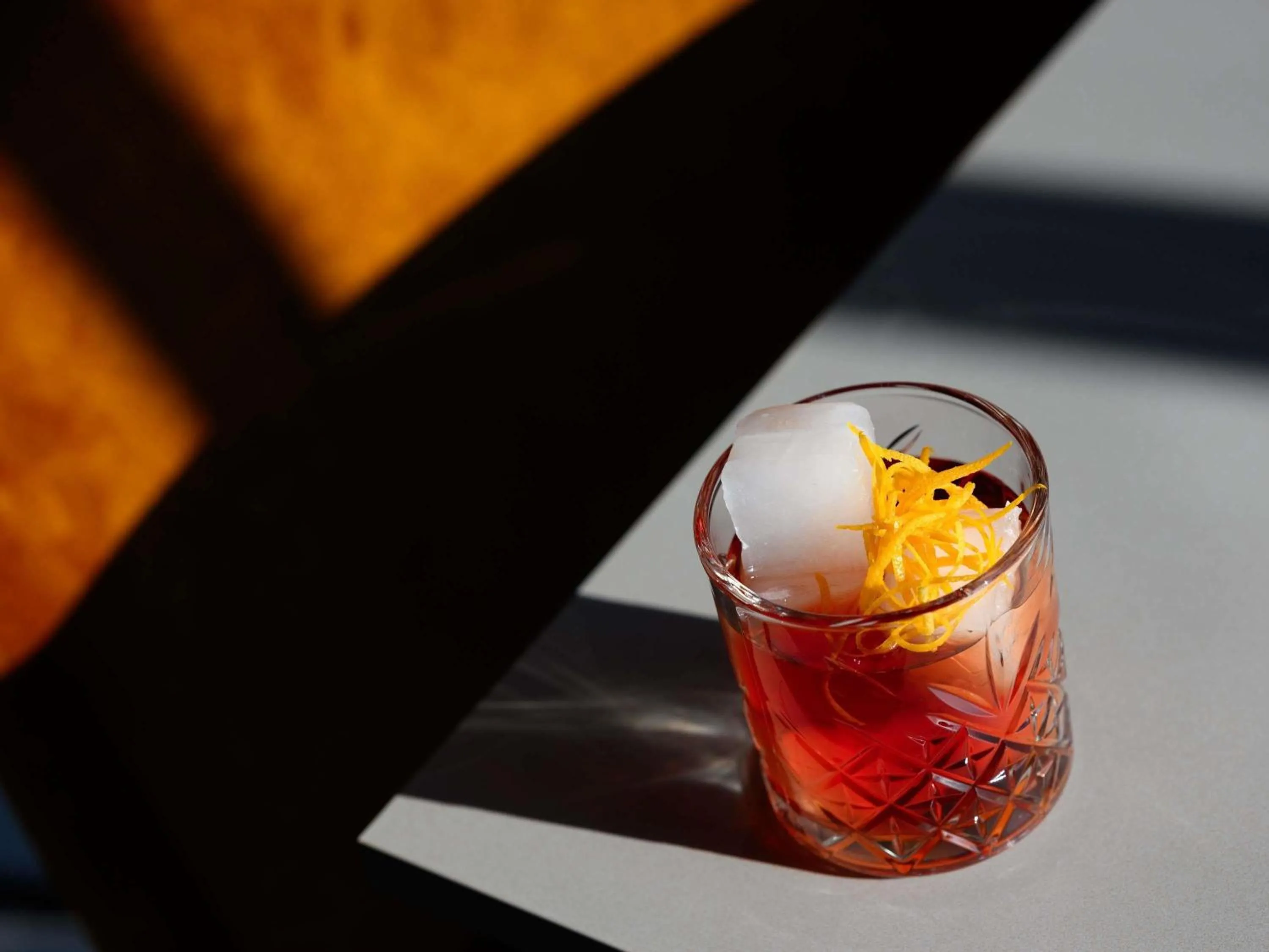 Lounge or bar in TRIBE Budapest Stadium