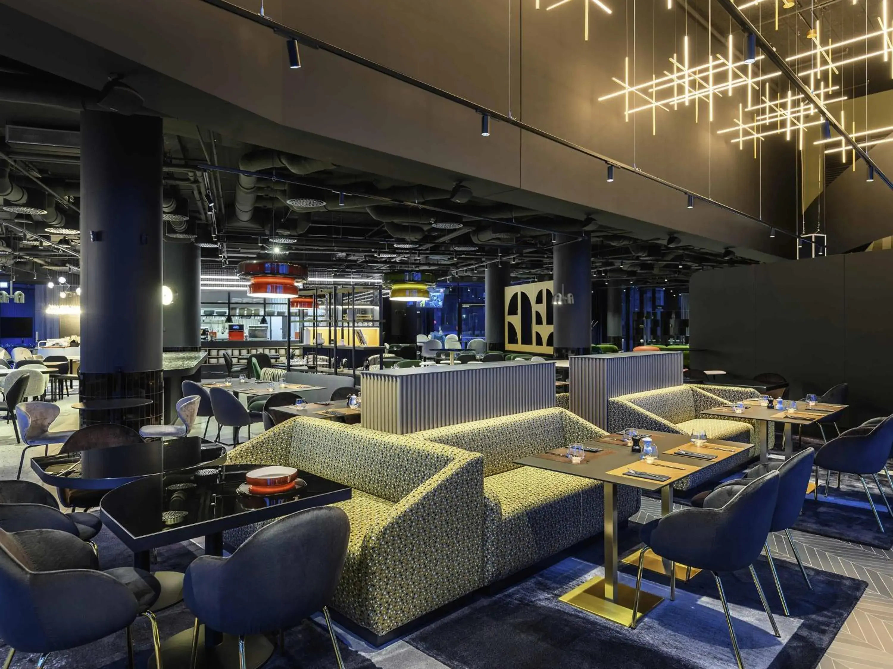 Restaurant/places to eat in ibis Budapest Stadium Restaurant/places to eat in ibis Budapest Stadium